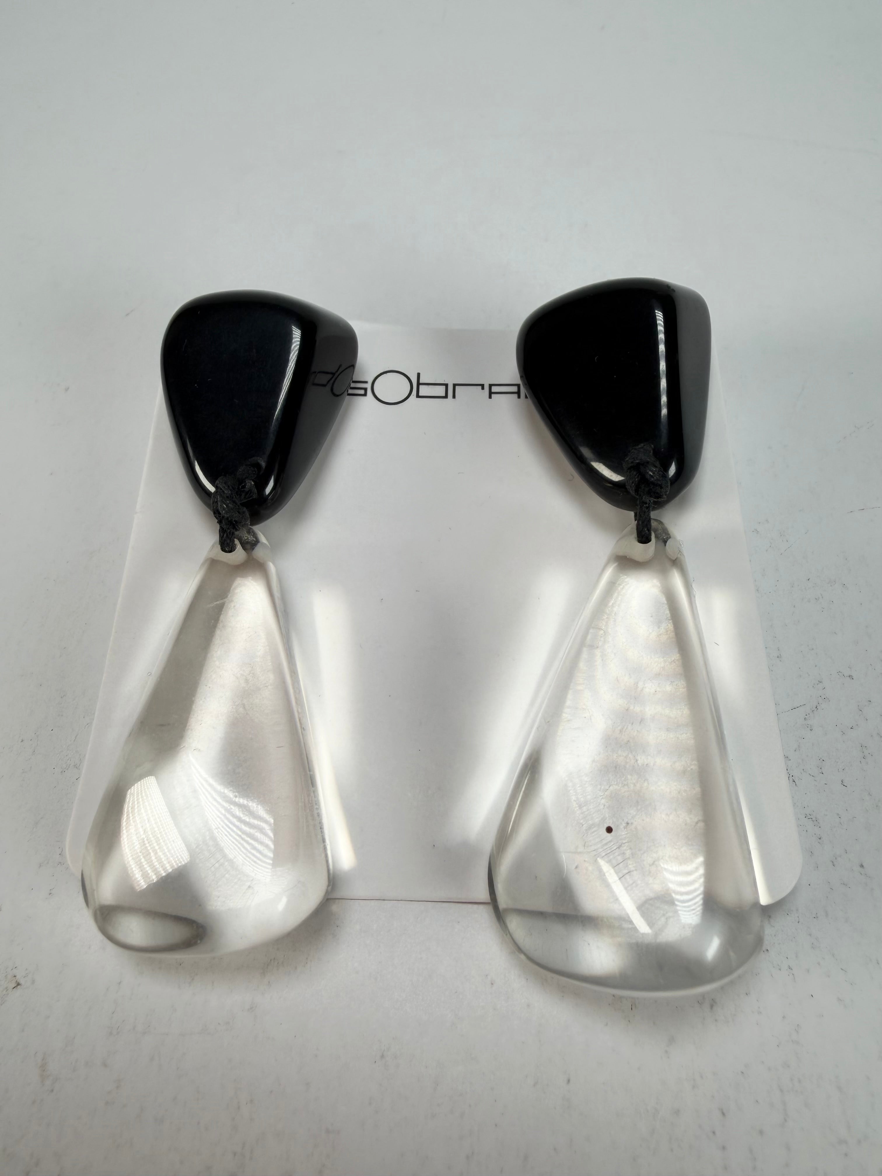 Sobral - Mix 2023 "Cusco" Black & Cristal Resin Clip On Earrings ( 001417 )