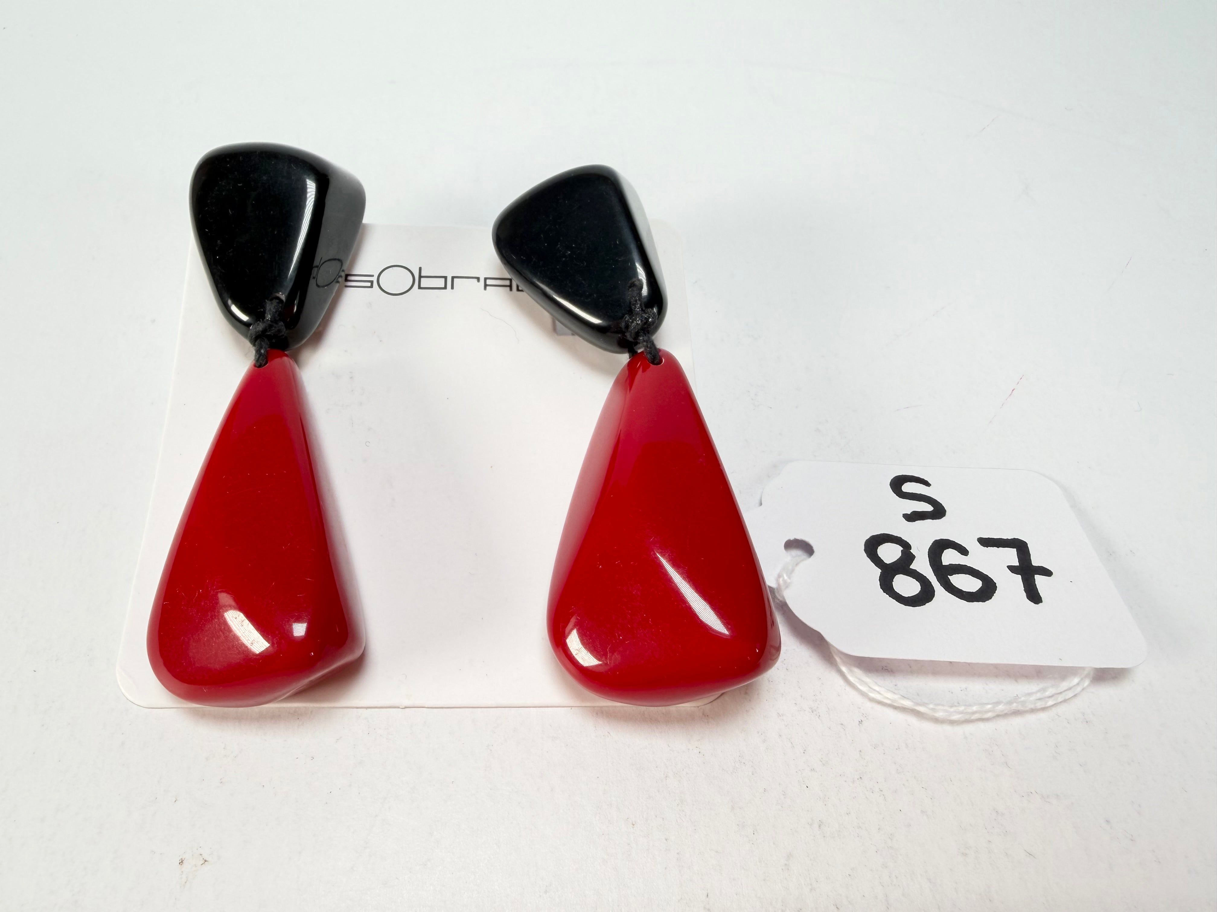 Sobral - Mix 2023 "Cusco" Black & Red Resin Clip On Earrings ( 001417 )