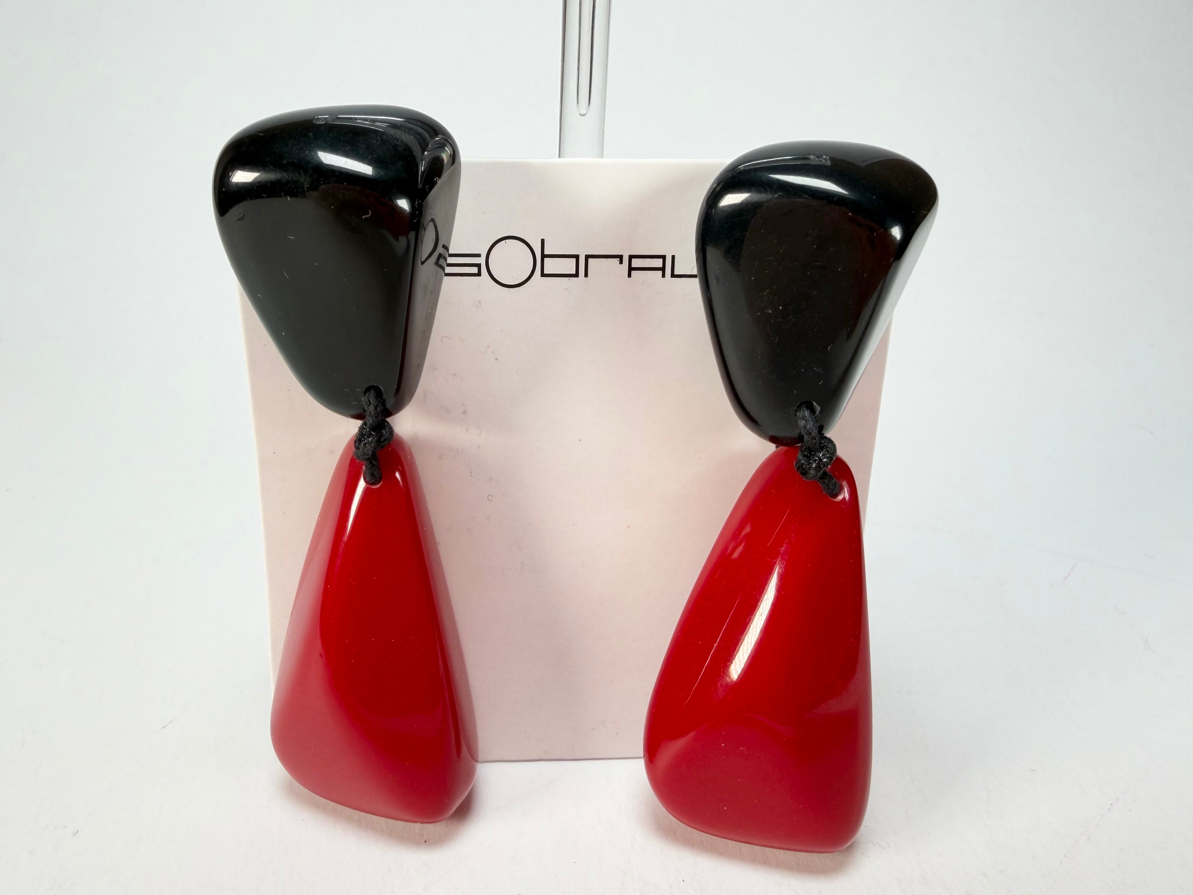 Sobral - Mix 2023 "Cusco" Black & Red Resin Clip On Earrings ( 001417 )