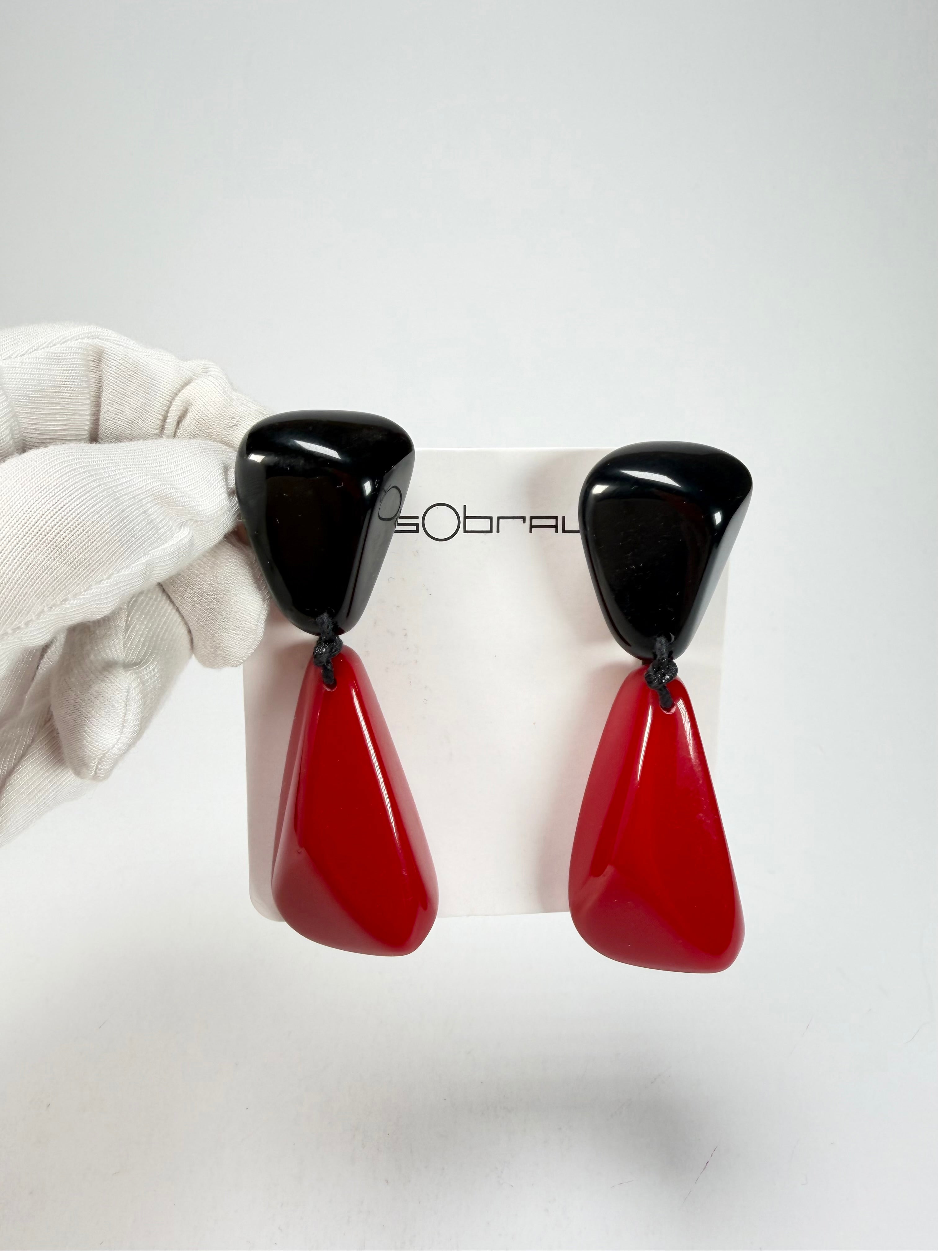 Sobral - Mix 2023 "Cusco" Black & Red Resin Clip On Earrings ( 001417 )