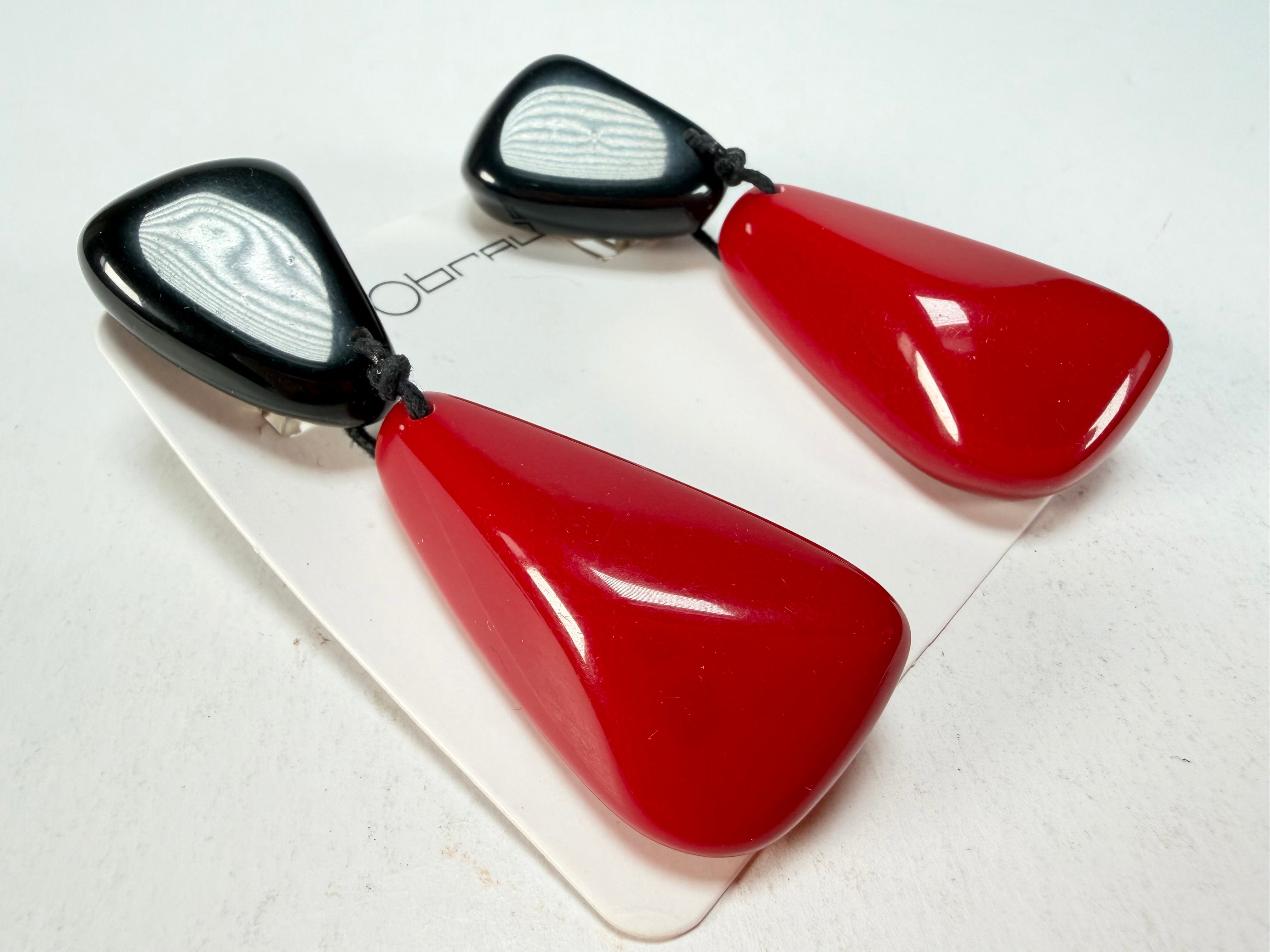 Sobral - Mix 2023 "Cusco" Black & Red Resin Clip On Earrings ( 001417 )