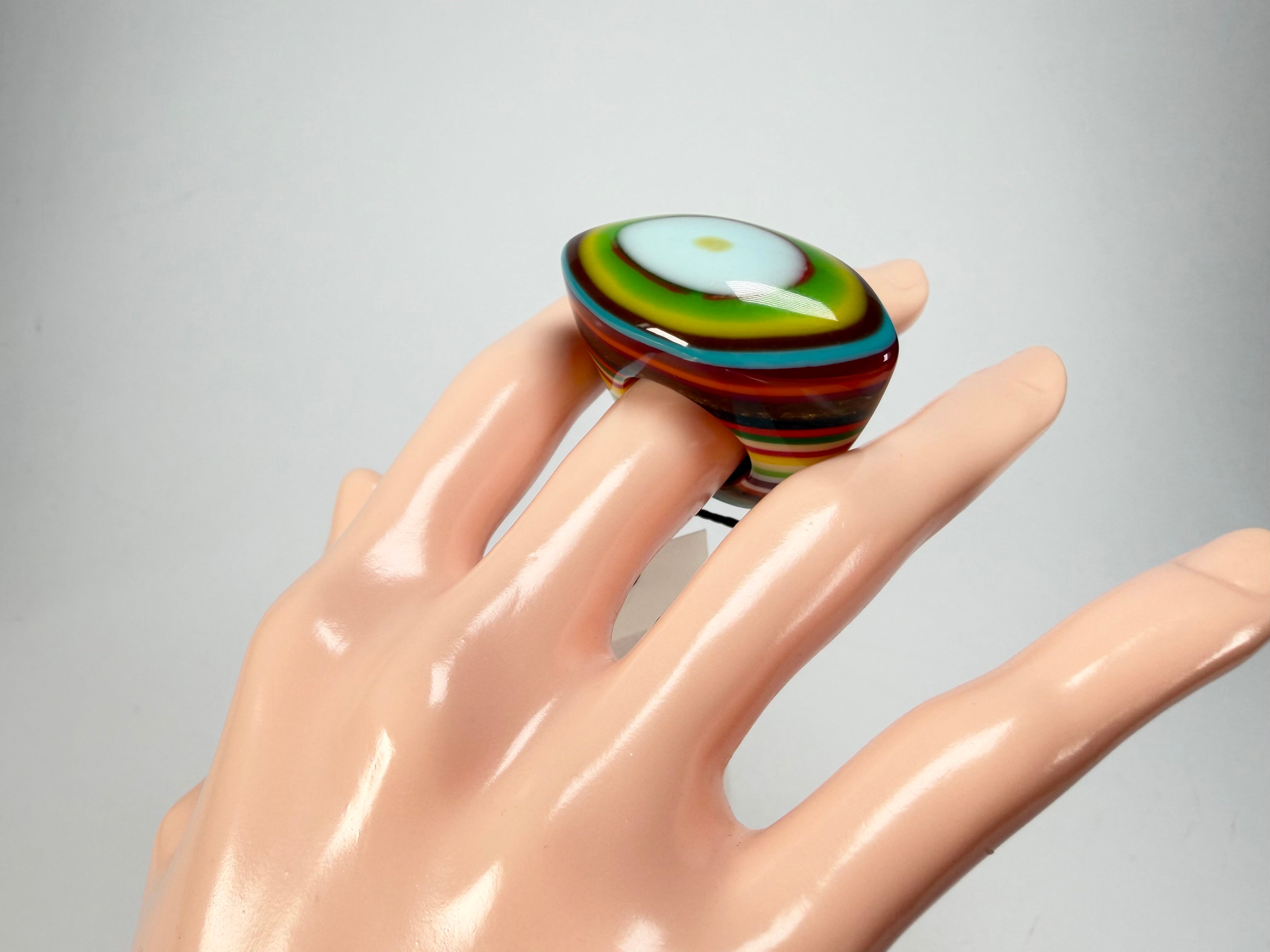 Sobral - Pop Art "Andy" Resin Ring ( 005469 ) - Size UK N / US 6.5