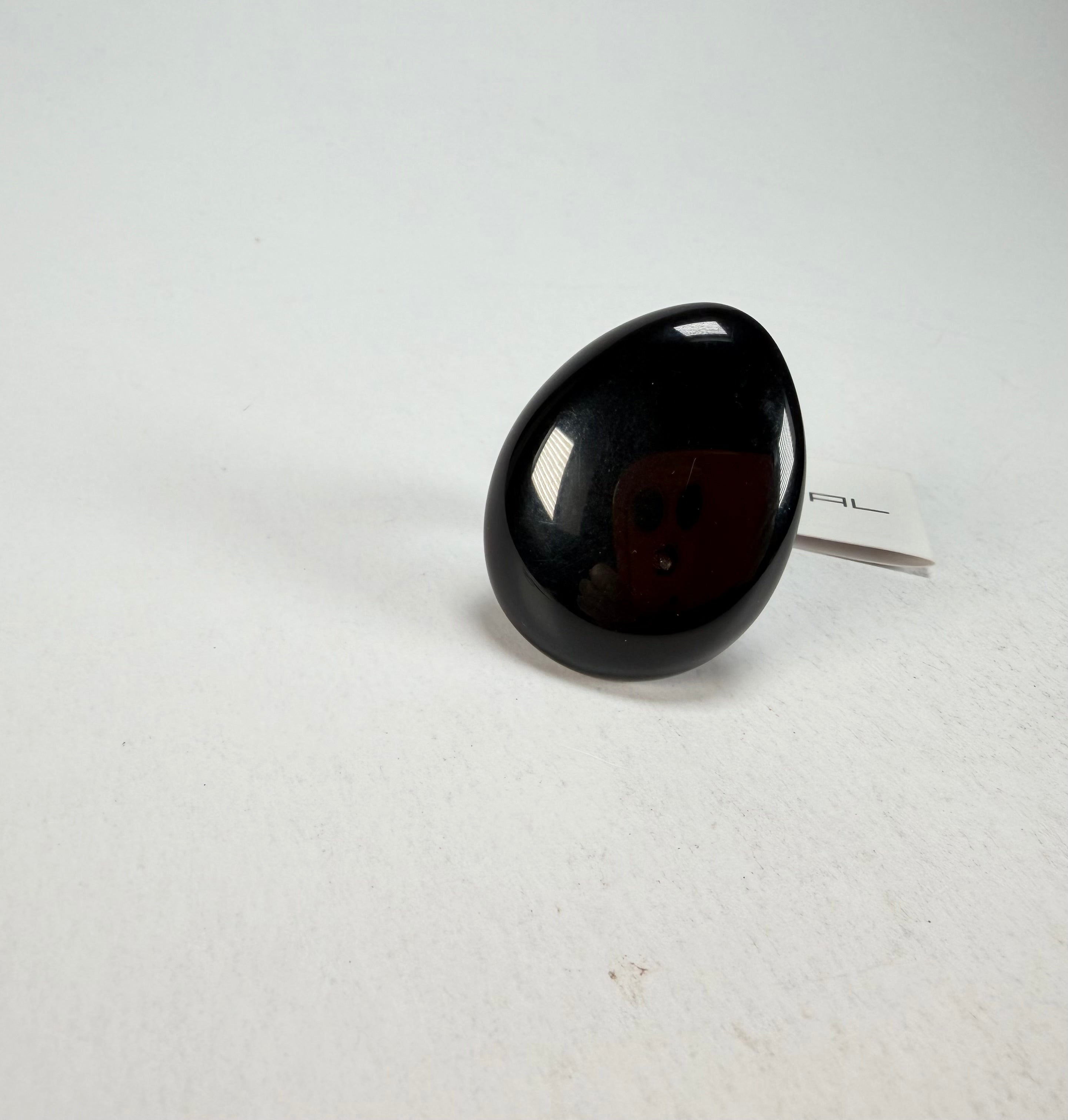 Sobral - Preto "Poesia" Black Resin Ring ( 003597 ) - Size UK T / US 9