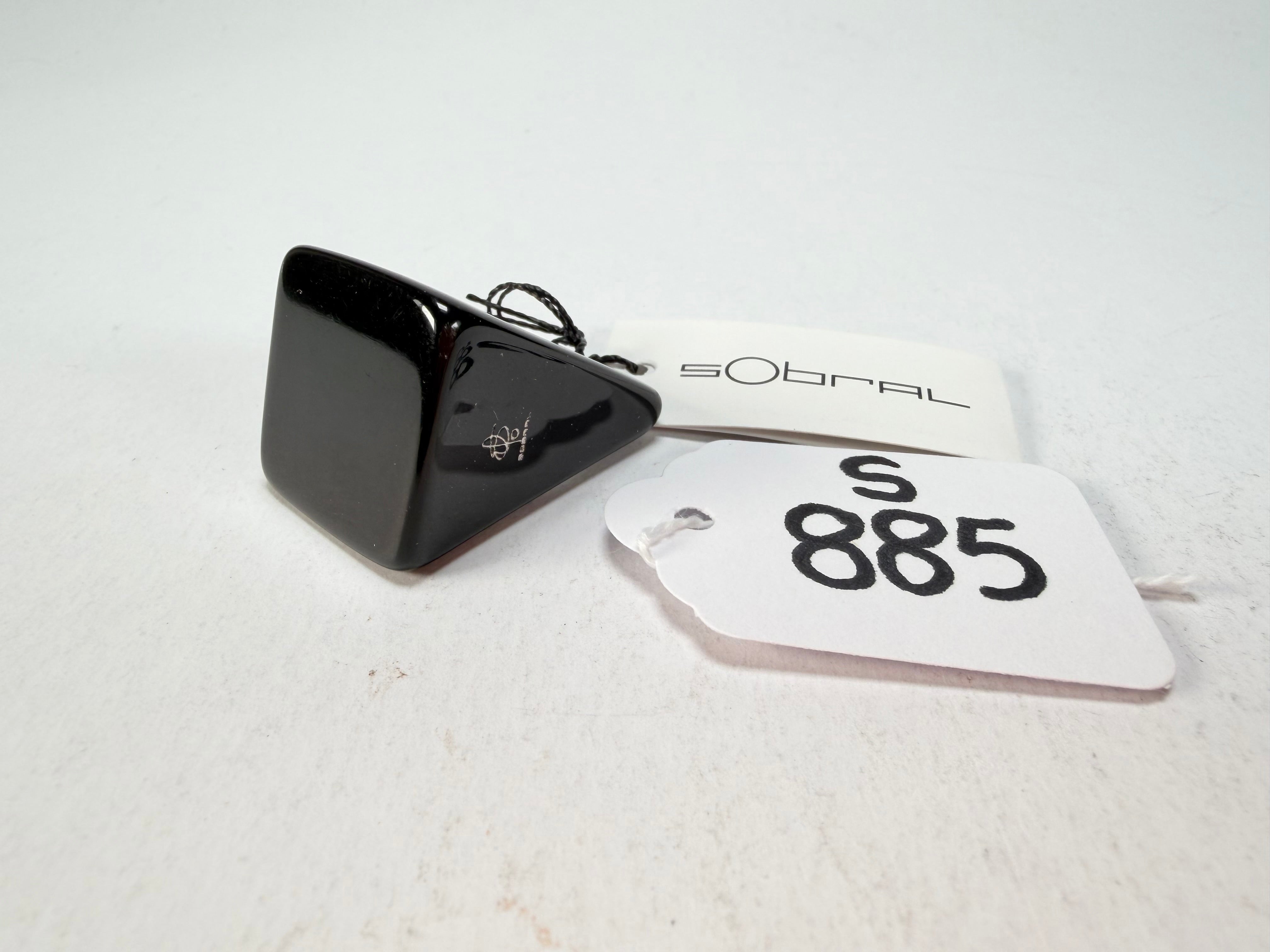 Sobral - Preto "Carre" Black Resin Ring ( 000149 ) - Size UK N / US 7