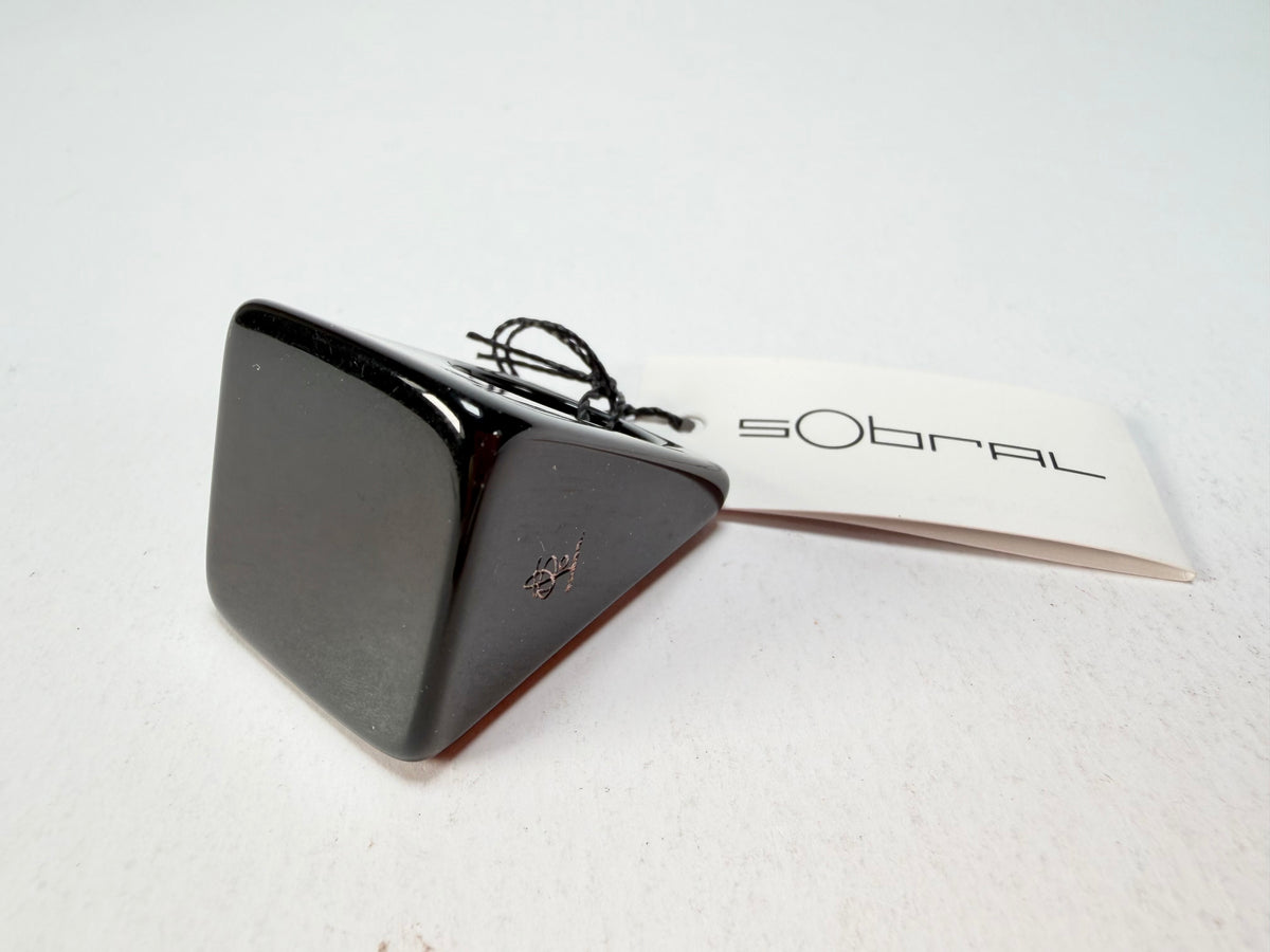 Sobral - Preto "Carre" Black Resin Ring ( 000149 ) - Size UK N / US 7
