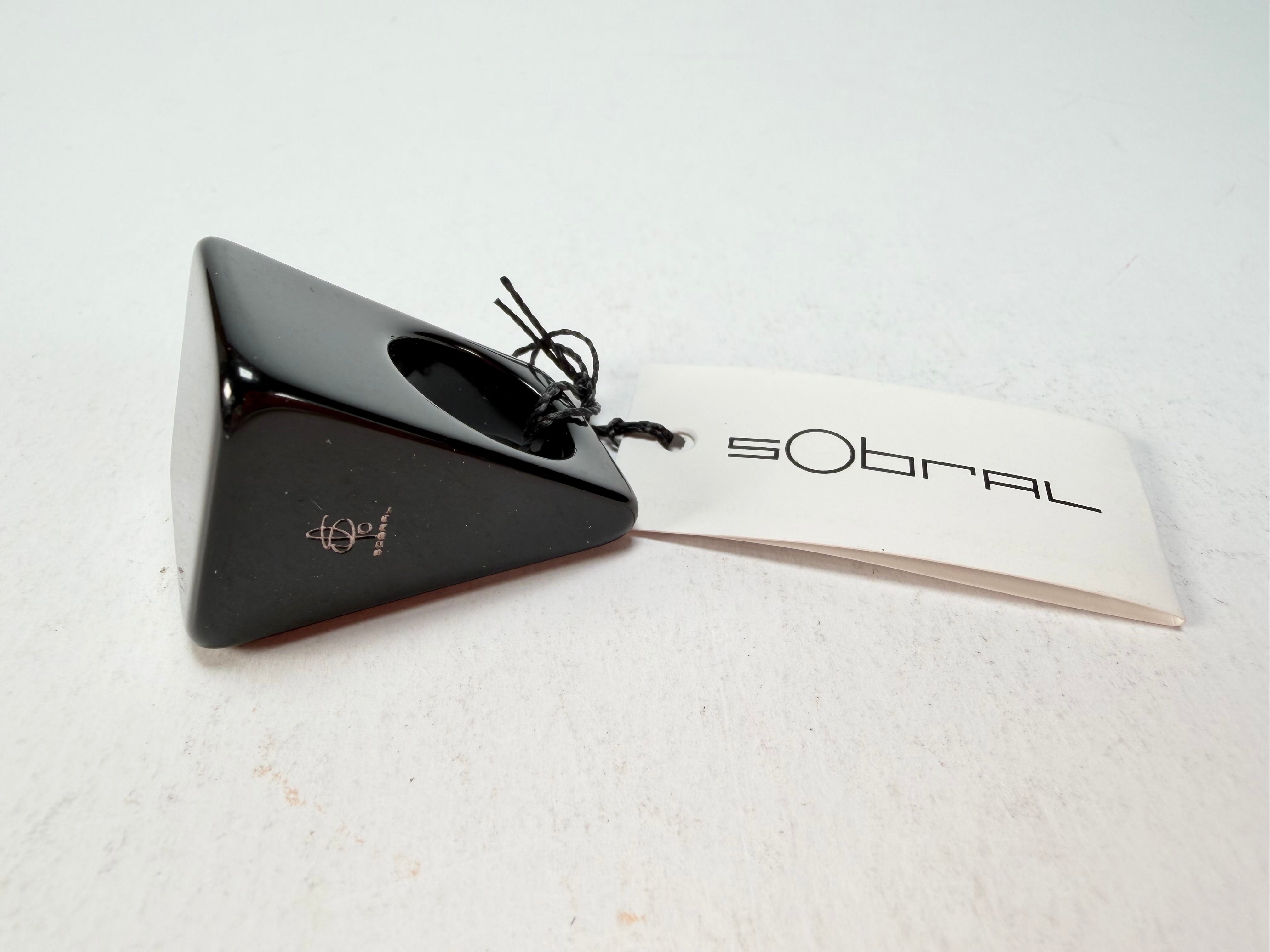 Sobral - Preto "Carre" Black Resin Ring ( 000149 ) - Size UK N / US 7