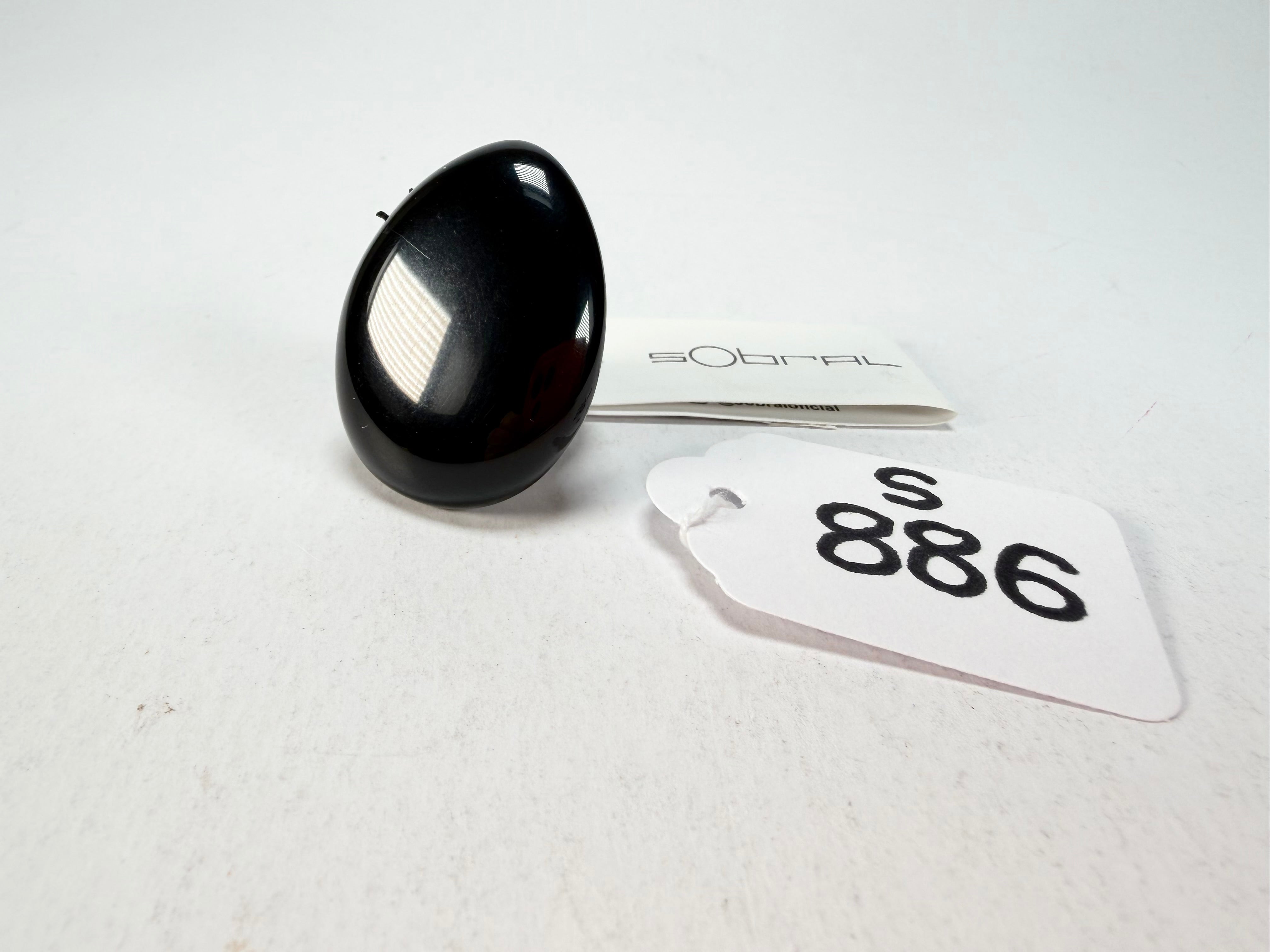 Sobral - Preto "Poesia" Black Resin Ring ( 003597 ) - Size UK R / US 8