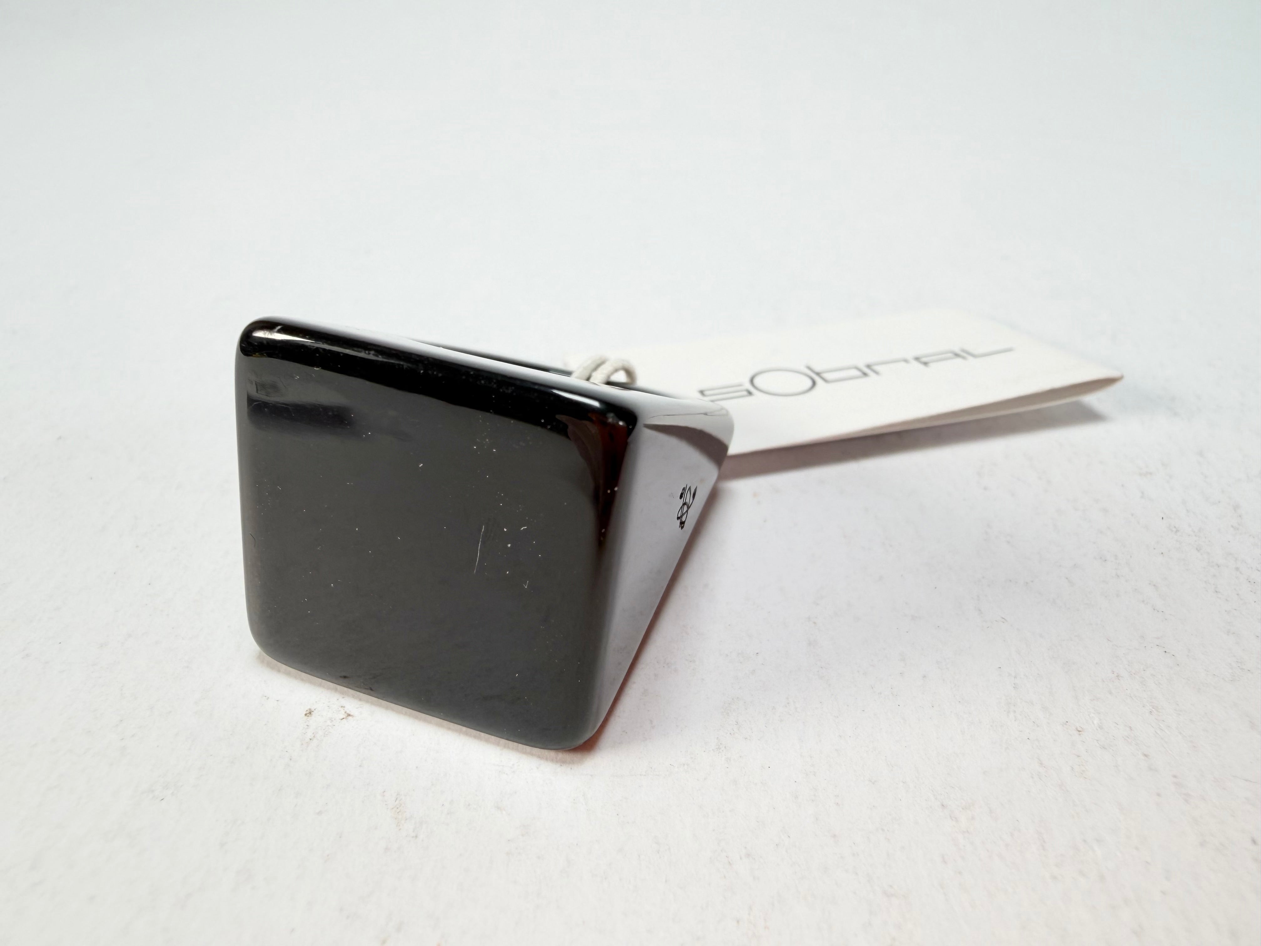 Sobral - Preto "Carre" Black Resin Ring ( 000149 ) - Size UK _ / US 8