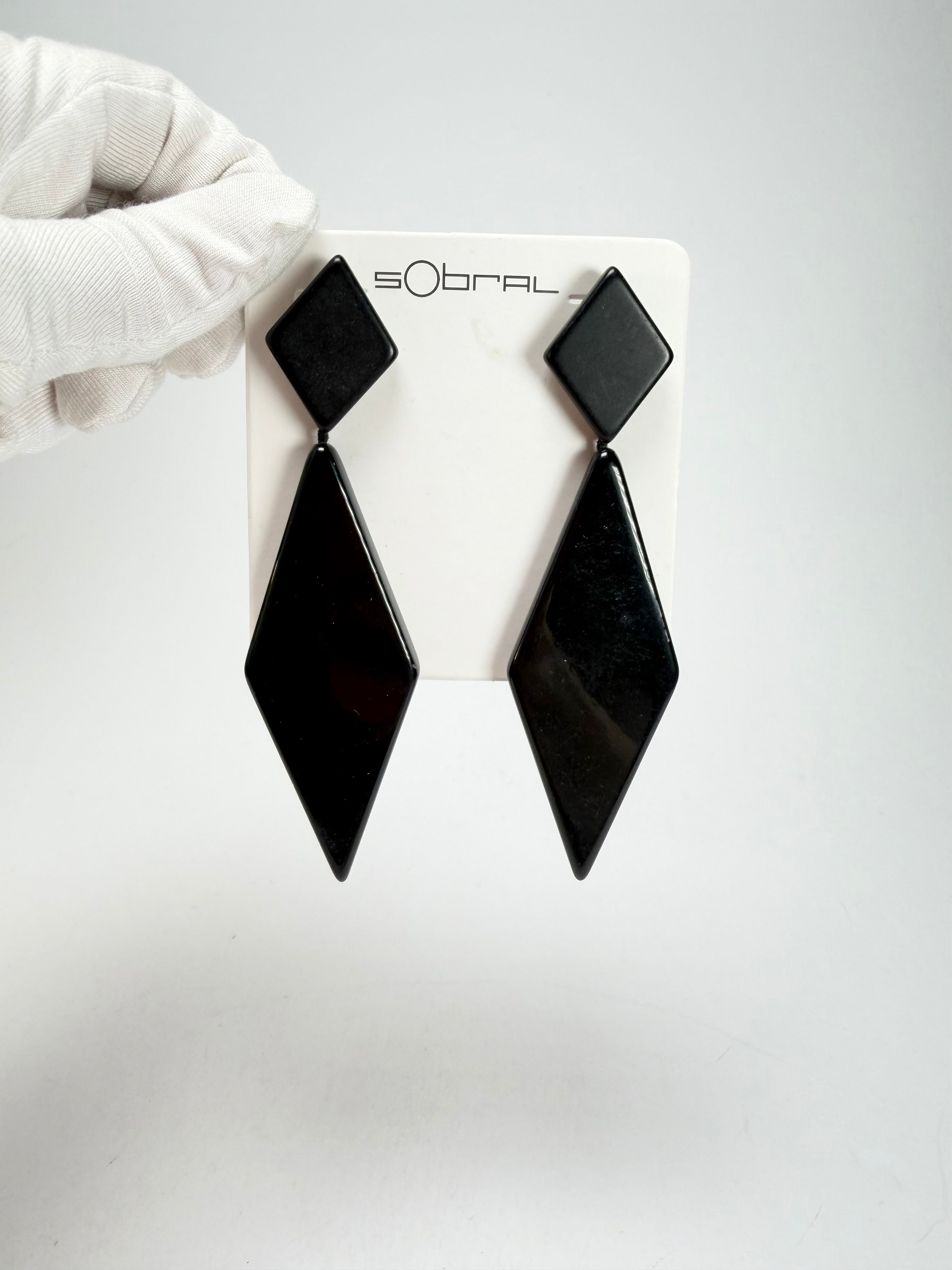 Sobral - Preto "Nial" Black Gloss Resin Earrings ( 004203 )