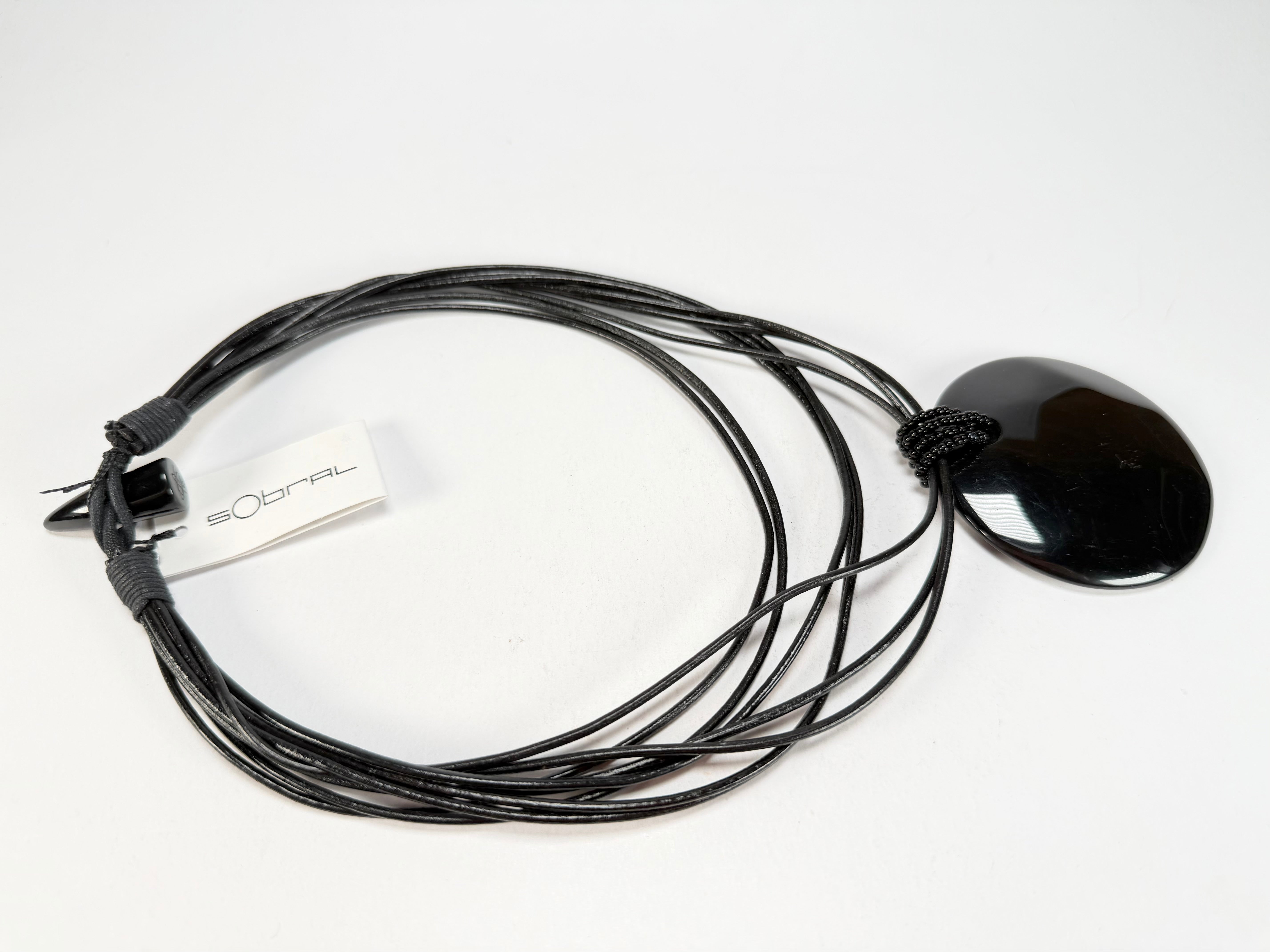 Sobral - Preto "Mila" Black Resin Necklace ( 000040 )