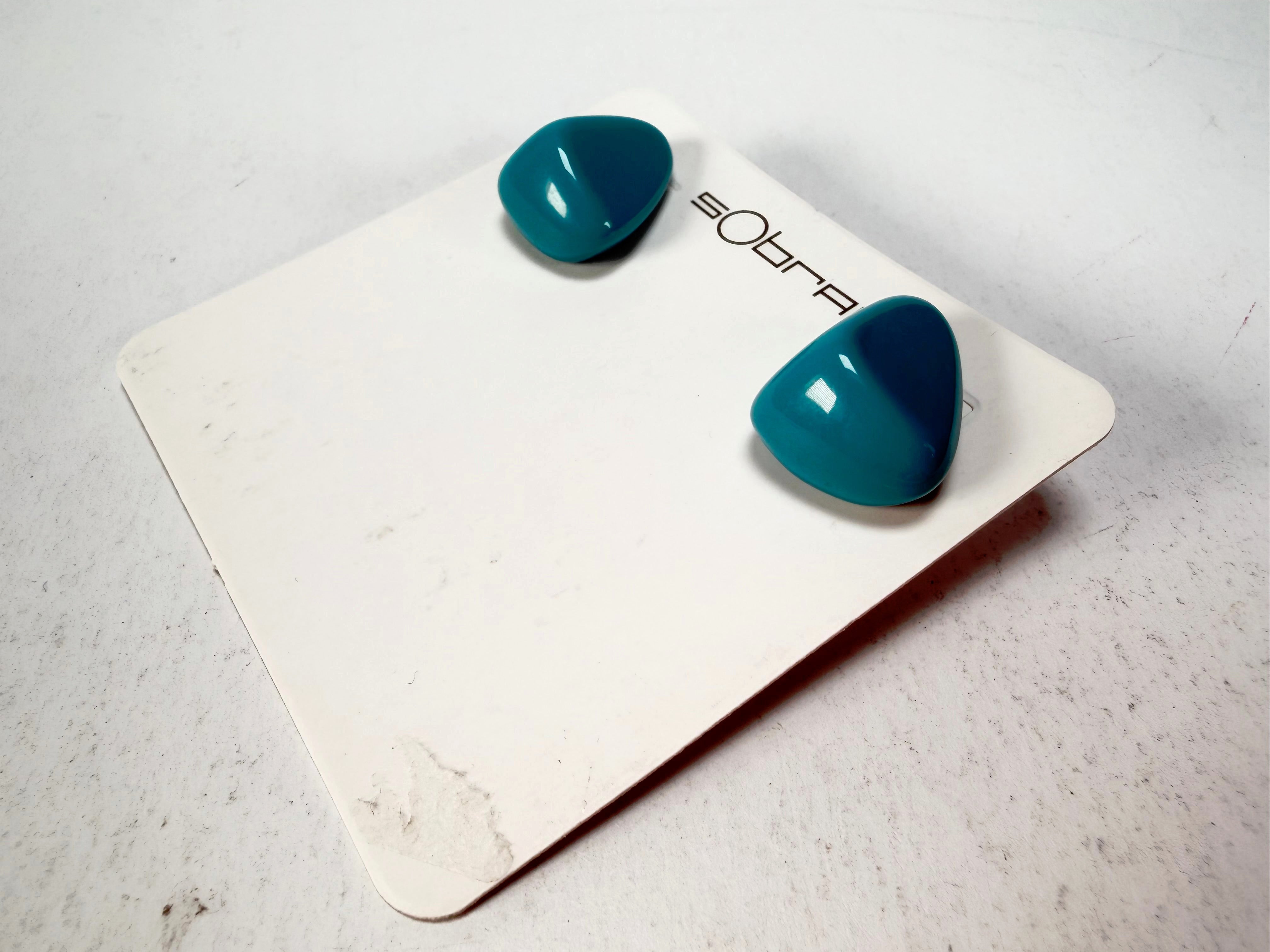 Sobral - Turquoise "Pequeno Diamante" Resin Earrings ( 003600 )