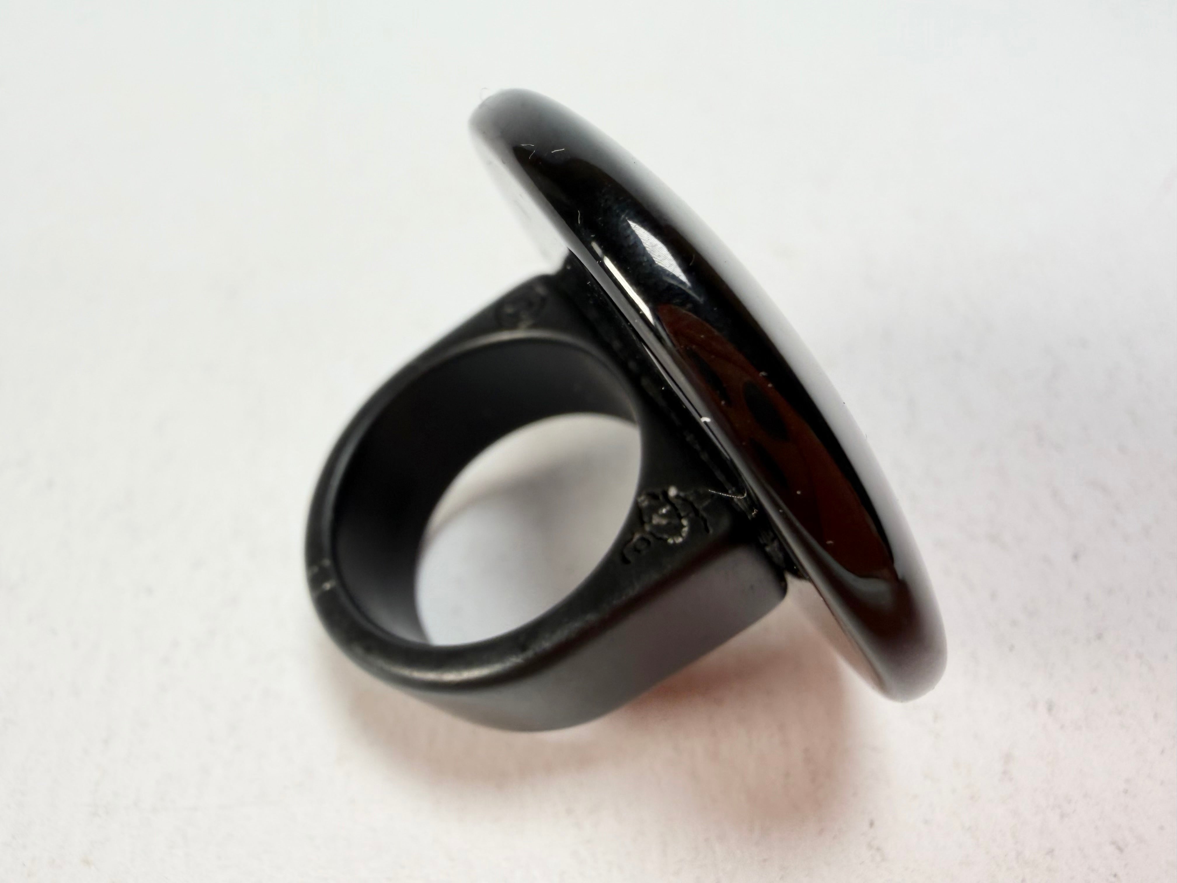 Sobral - Preto "Bead" Black Resin Ring ( 004764 ) - Size UK P / US 7.5