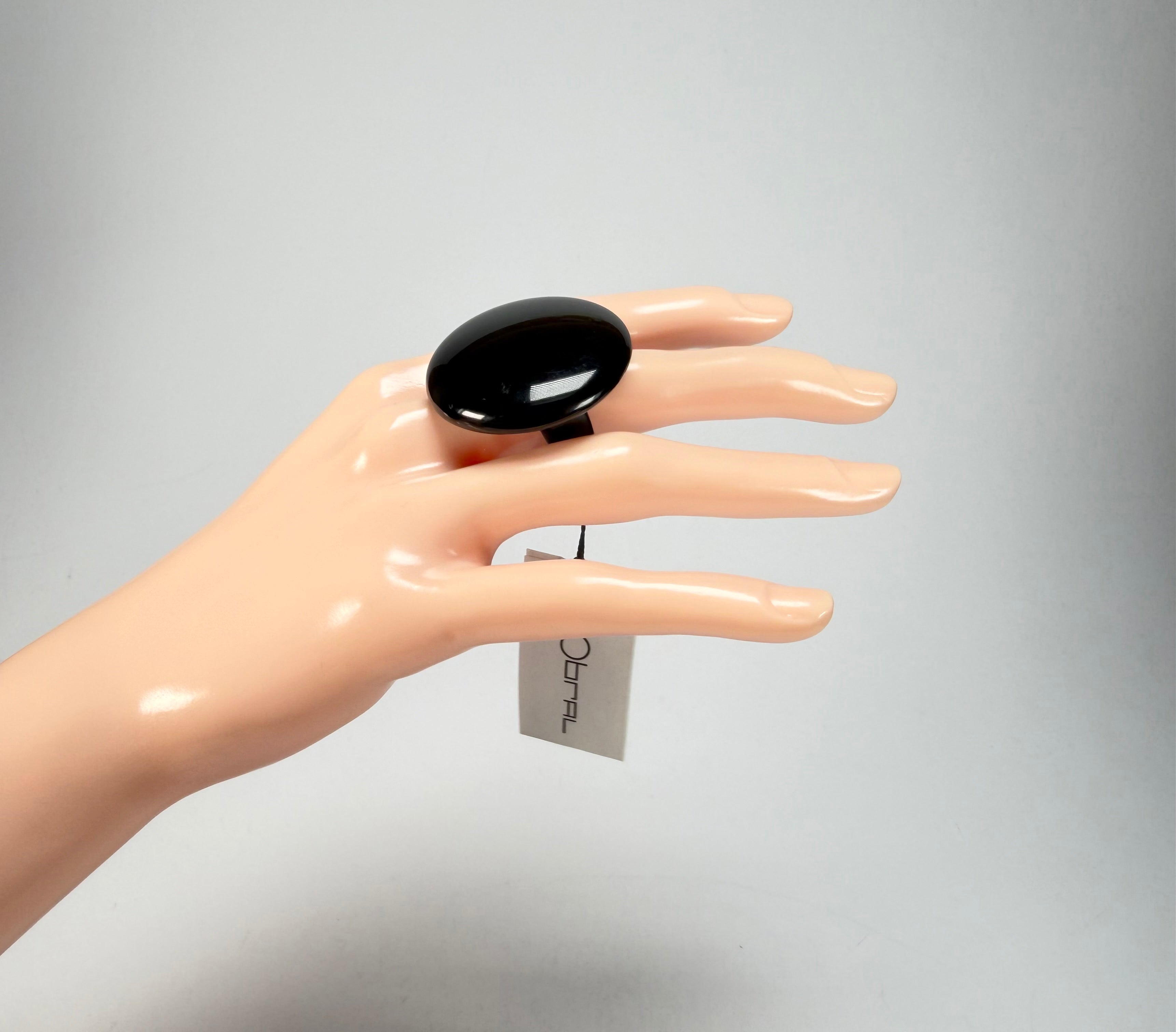 Sobral - Preto "Bead" Black Resin Ring ( 004764 ) - Size UK U / US 10