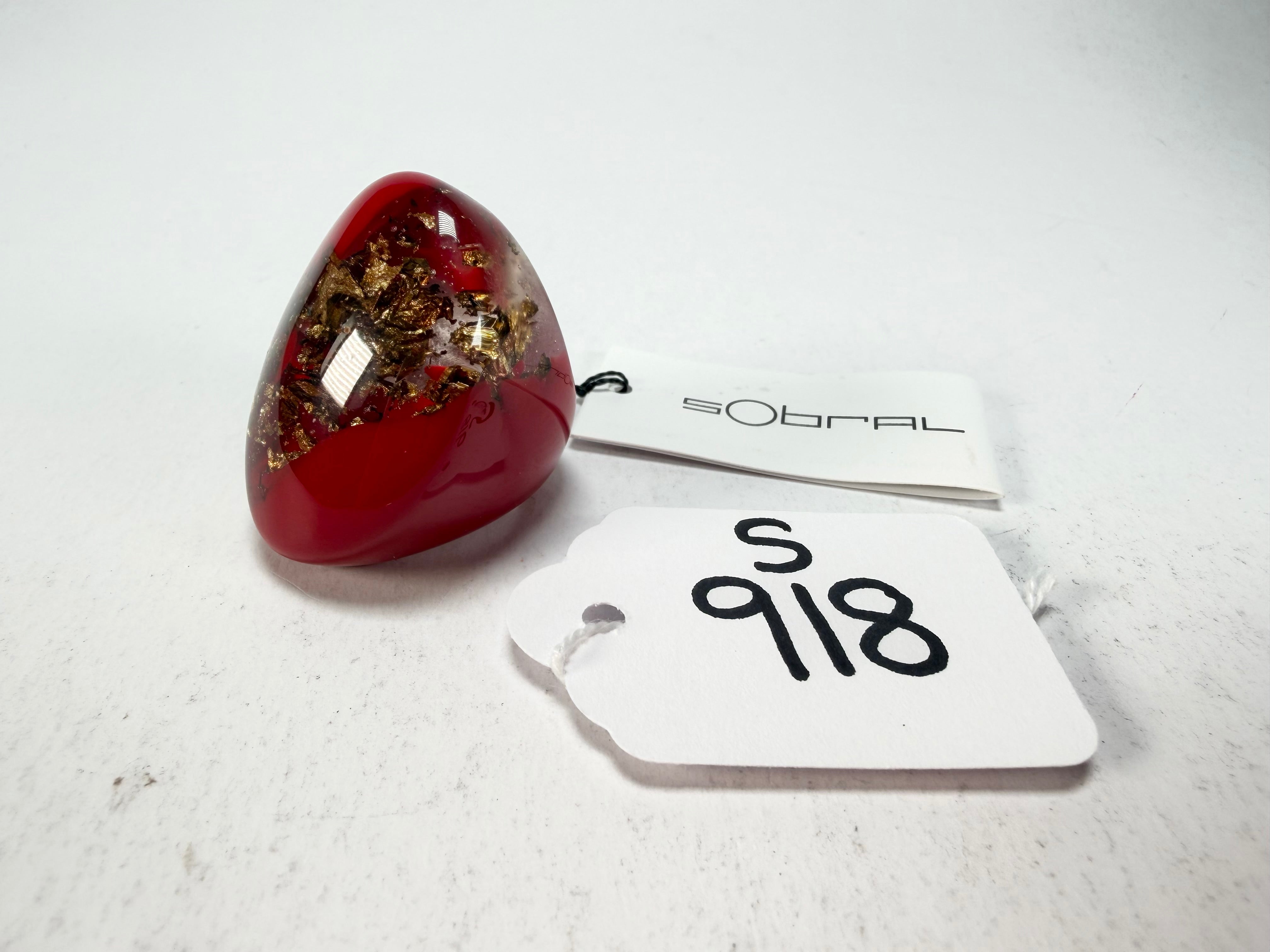 Sobral - Metalique Orlando "Super" Red Resin Ring ( 004337 ) - Size UK O / US 7