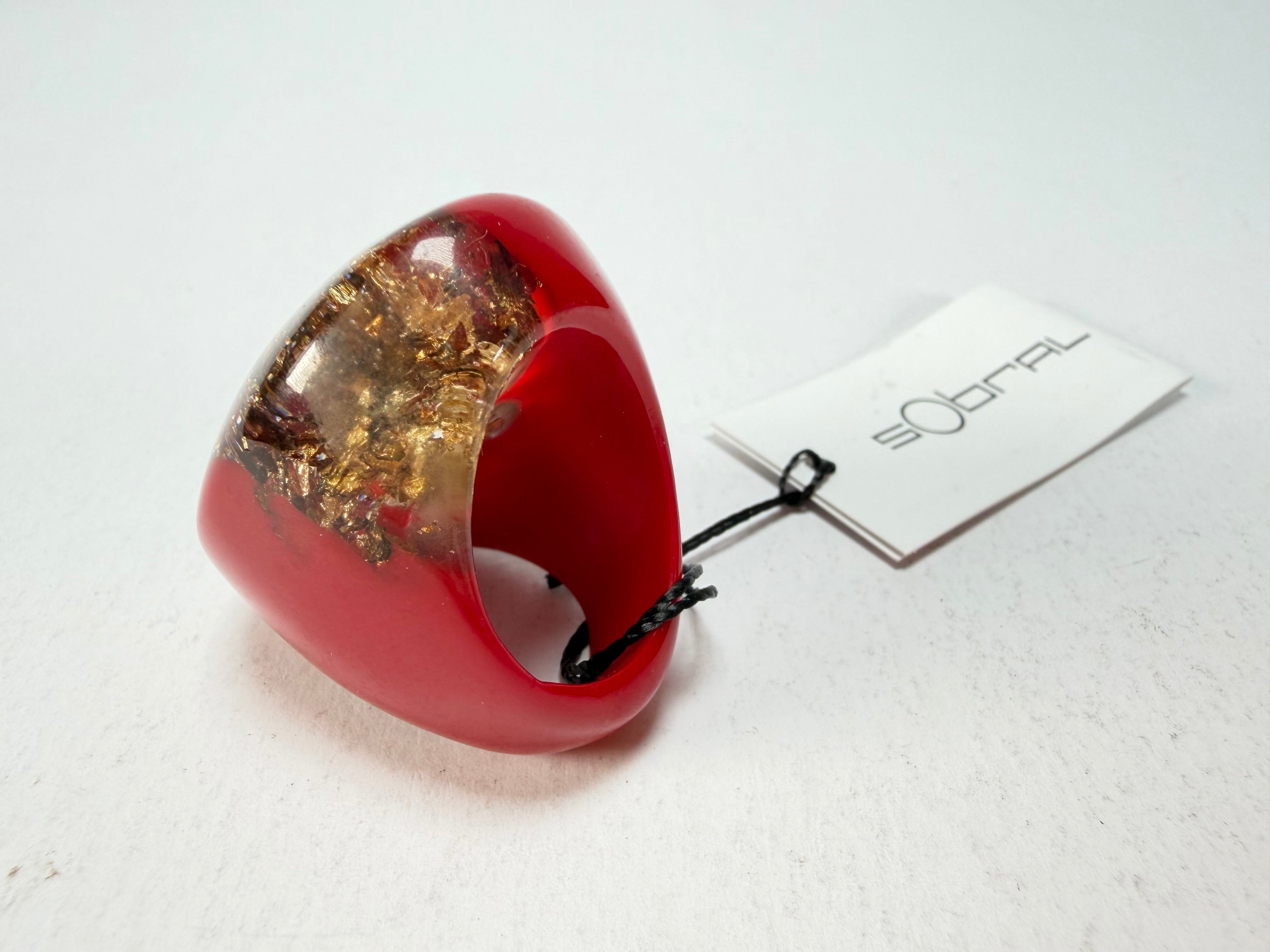 Sobral - Metalique Orlando "Super" Red Resin Ring ( 004337 ) - Size UK O / US 7