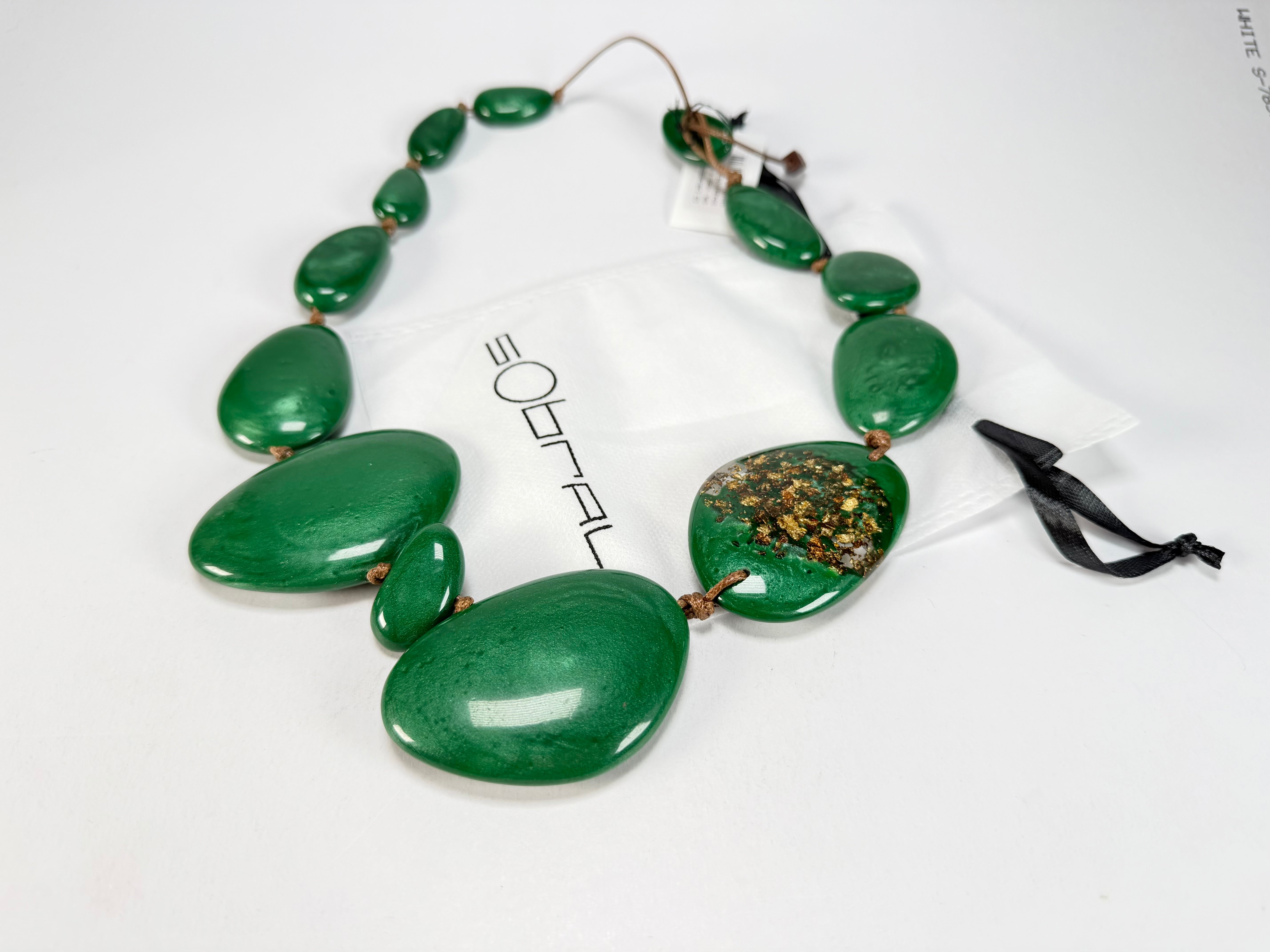Sobral - Metalique Orlando "Carcassonne" Green Resin Necklace ( 004241 )