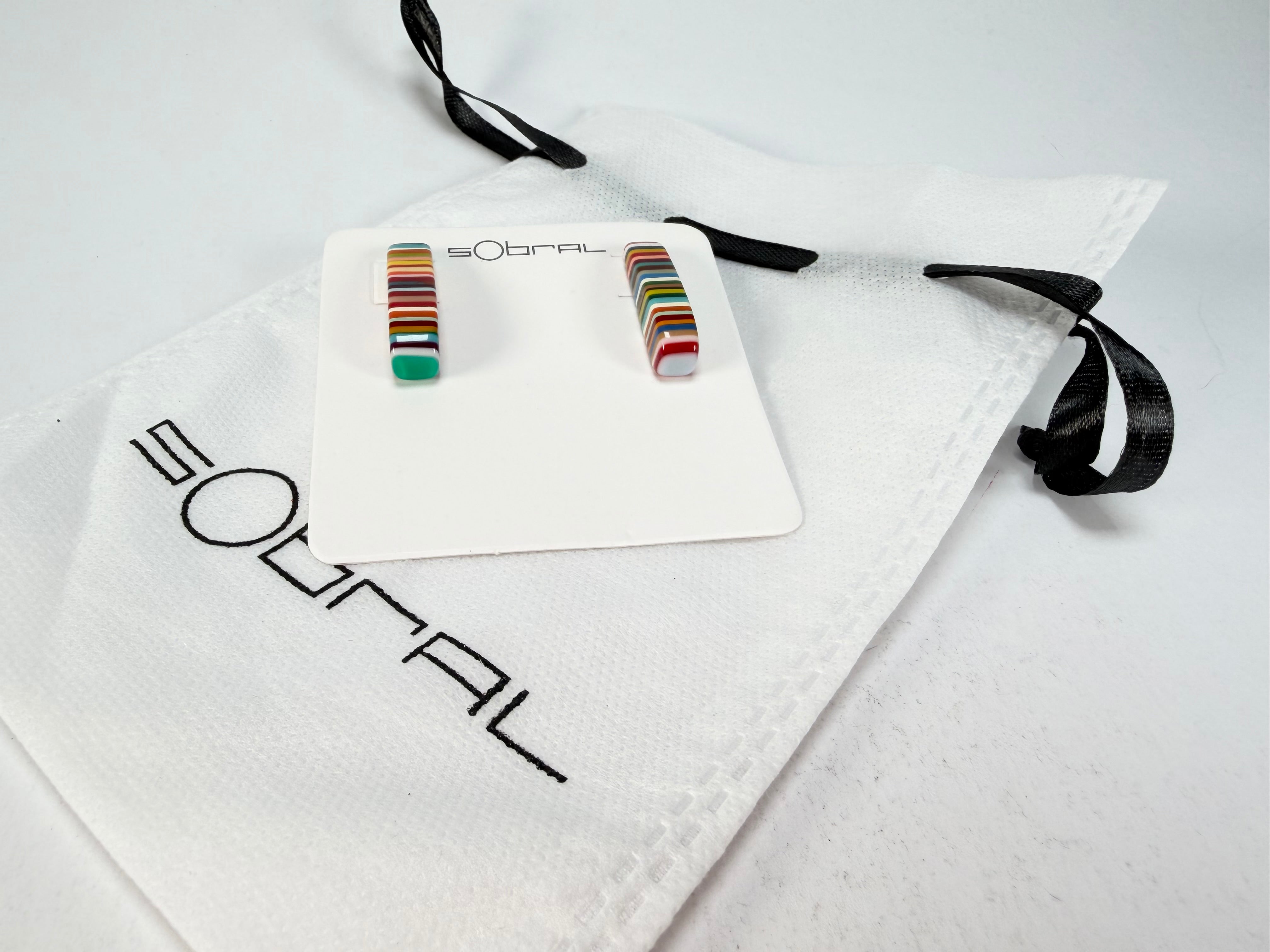 Sobral - Pop Art "Guarani" Resin Earrings ( 004858 )
