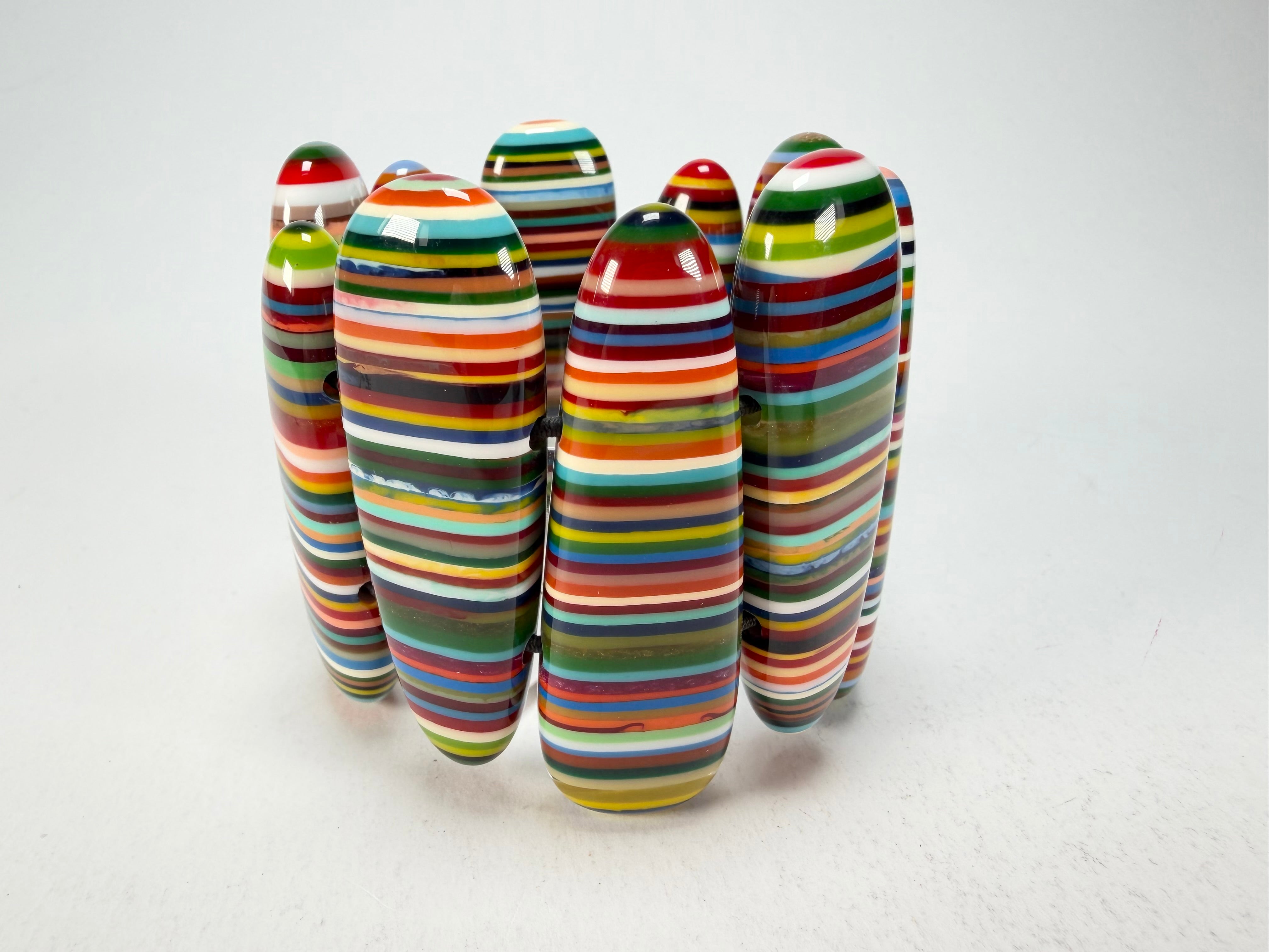 Sobral - Pop Art "Leaf" Elasticated Resin Bracelet ( 005520 )