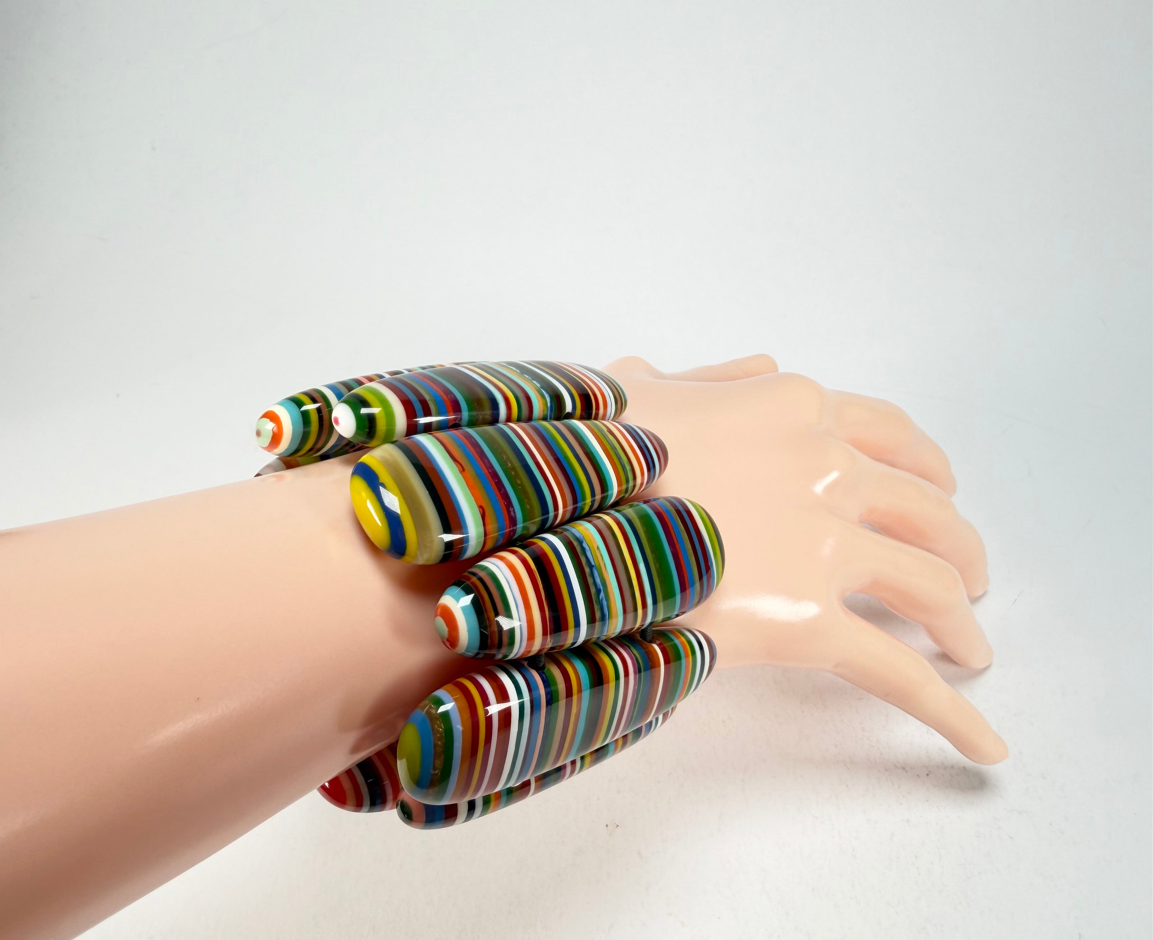 Sobral - Pop Art "Leaf" Elasticated Resin Bracelet ( 005520 )
