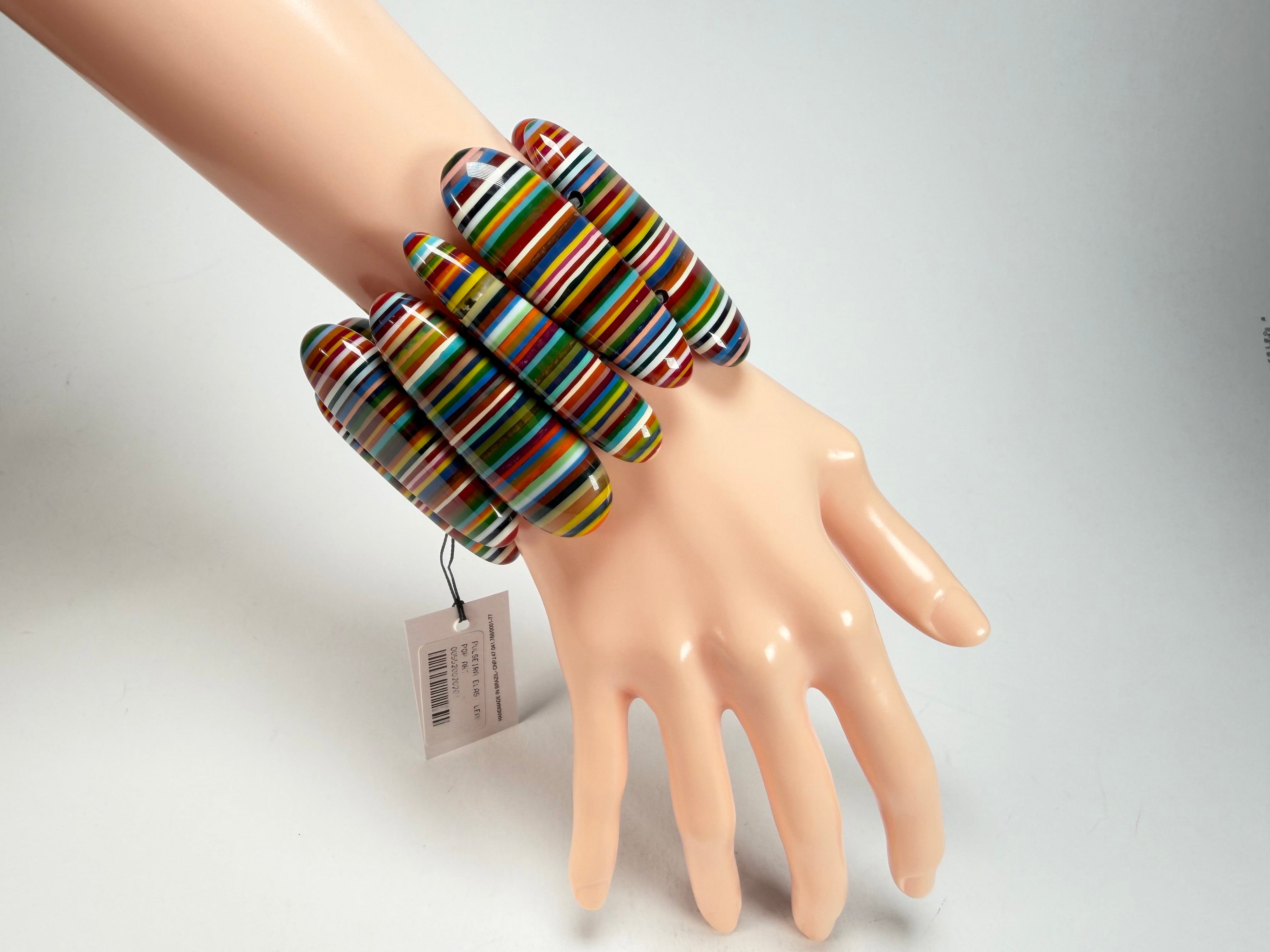 Sobral - Pop Art "Leaf" Elasticated Resin Bracelet ( 005520 )