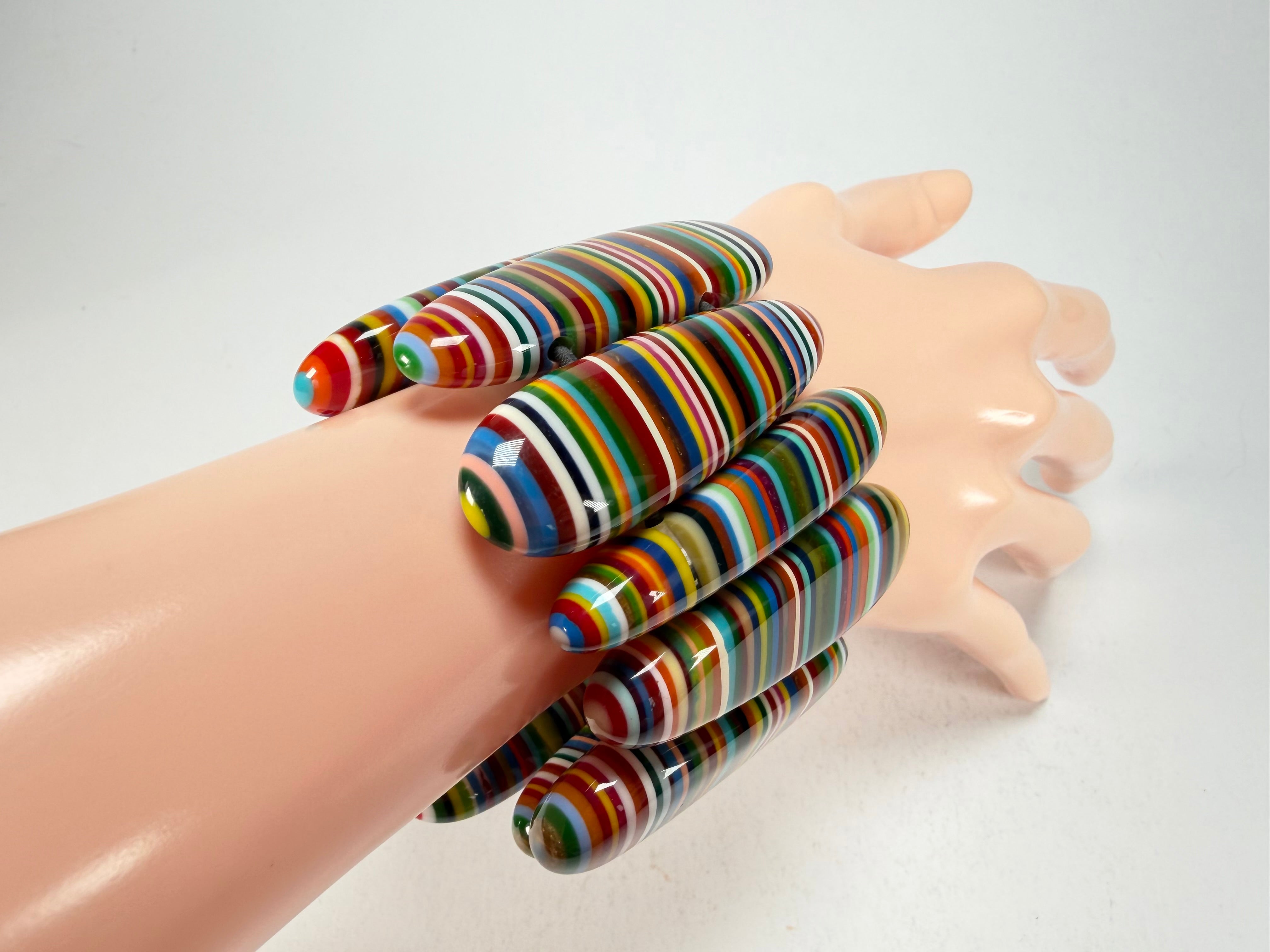 Sobral - Pop Art "Leaf" Elasticated Resin Bracelet ( 005520 )