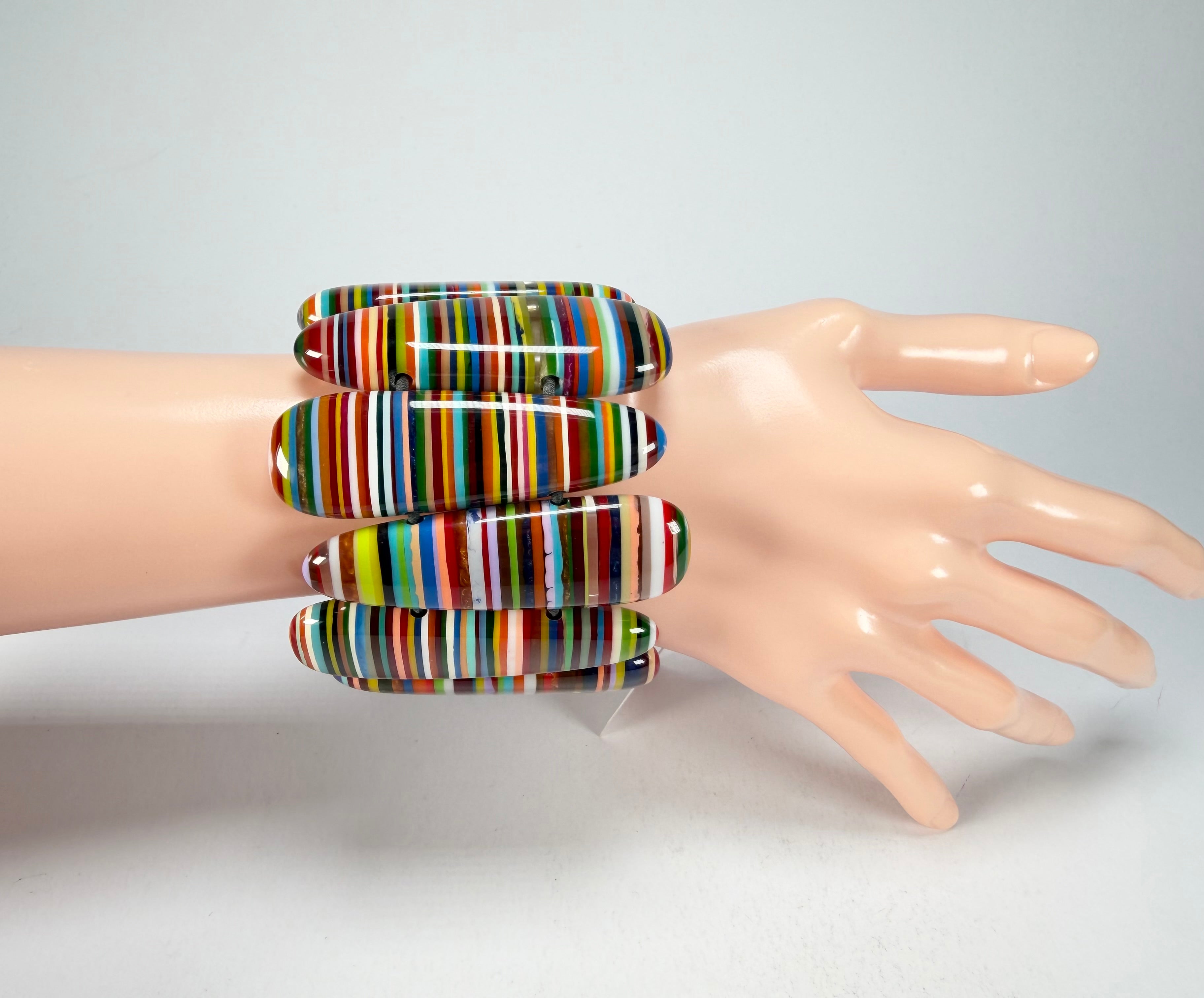 Sobral - Pop Art "Leaf" Elasticated Resin Bracelet ( 005520 )