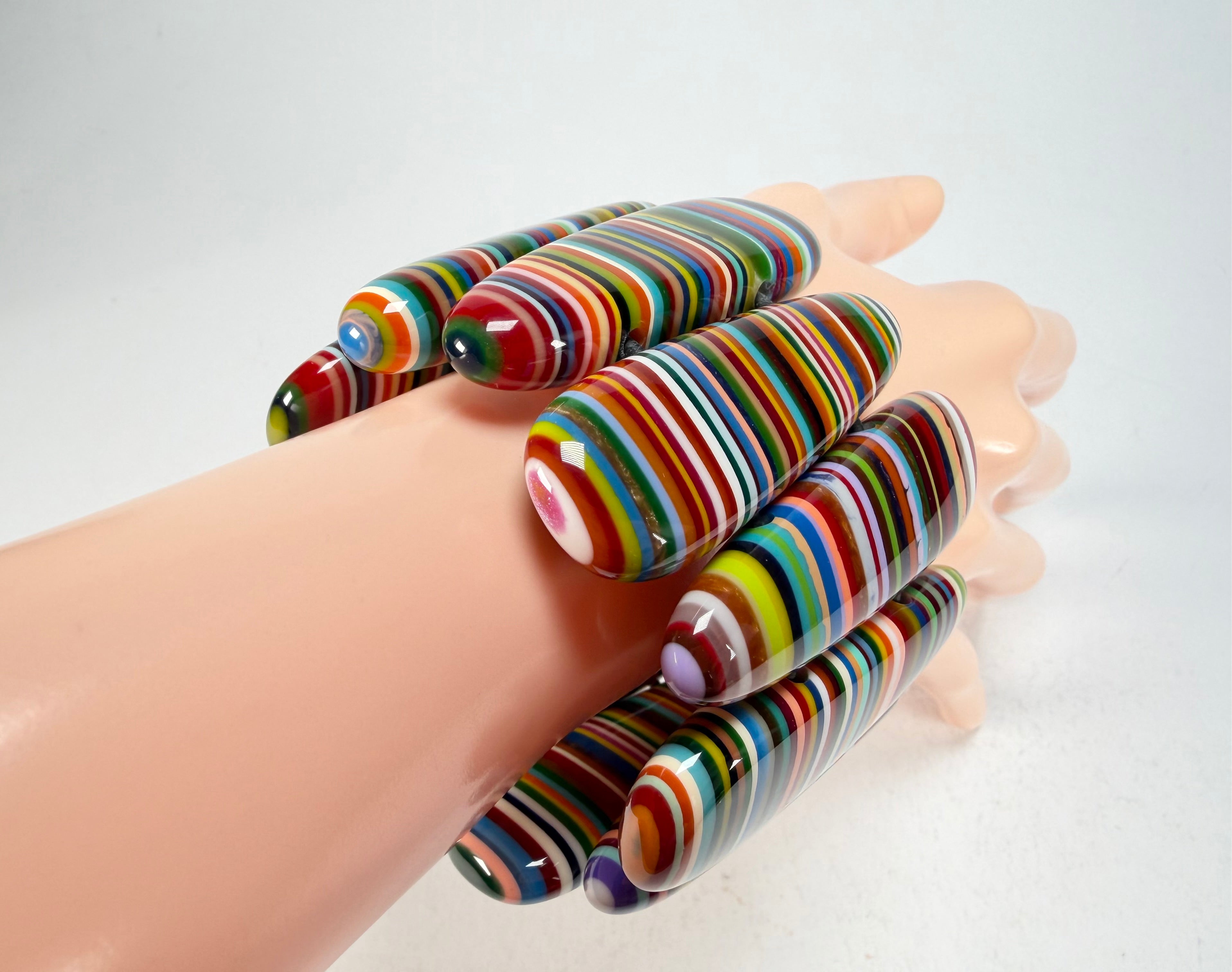 Sobral - Pop Art "Leaf" Elasticated Resin Bracelet ( 005520 )