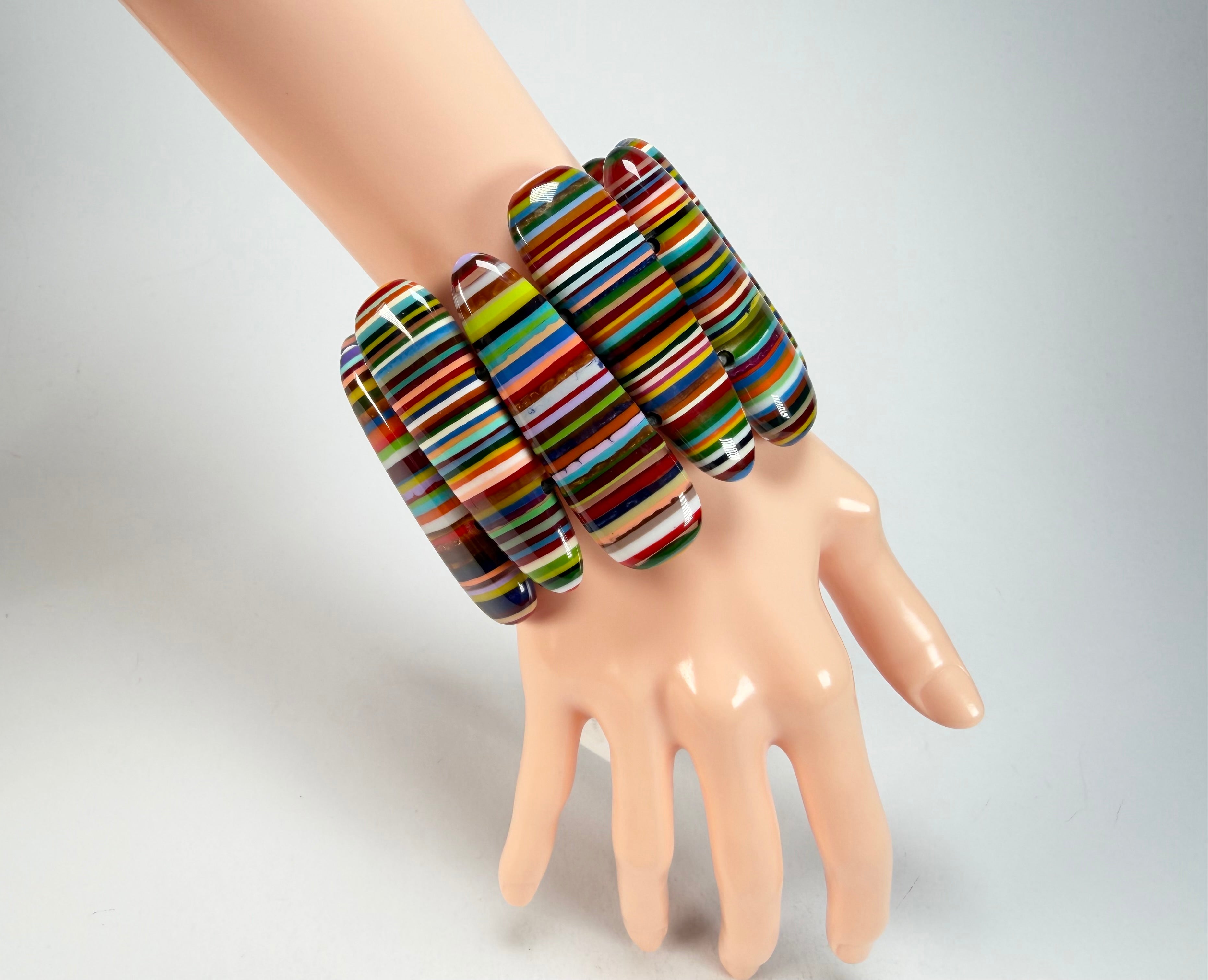 Sobral - Pop Art "Leaf" Elasticated Resin Bracelet ( 005520 )