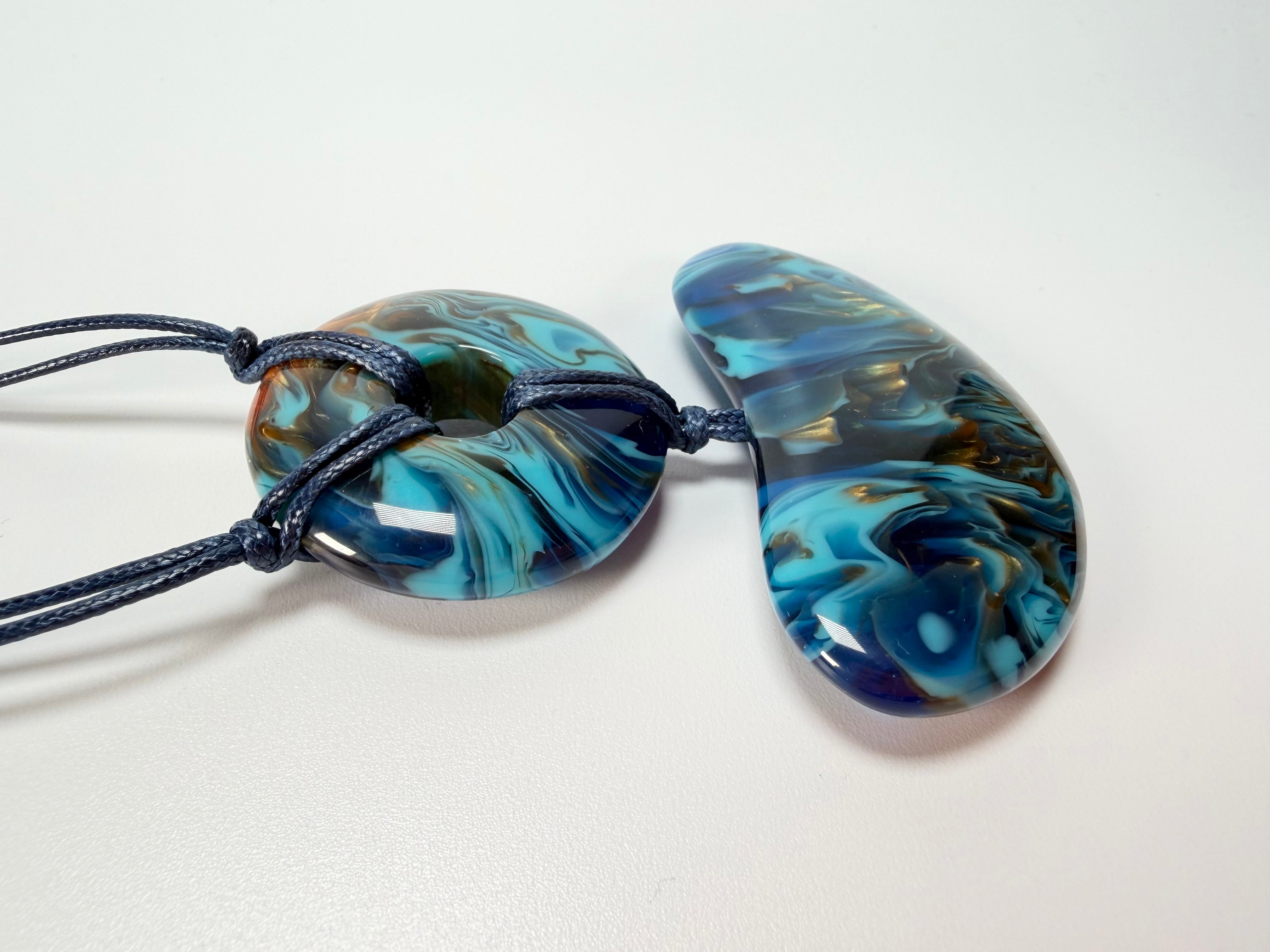 Sobral - Noite Estrelada "Astro" Resin Necklace ( 005555 )