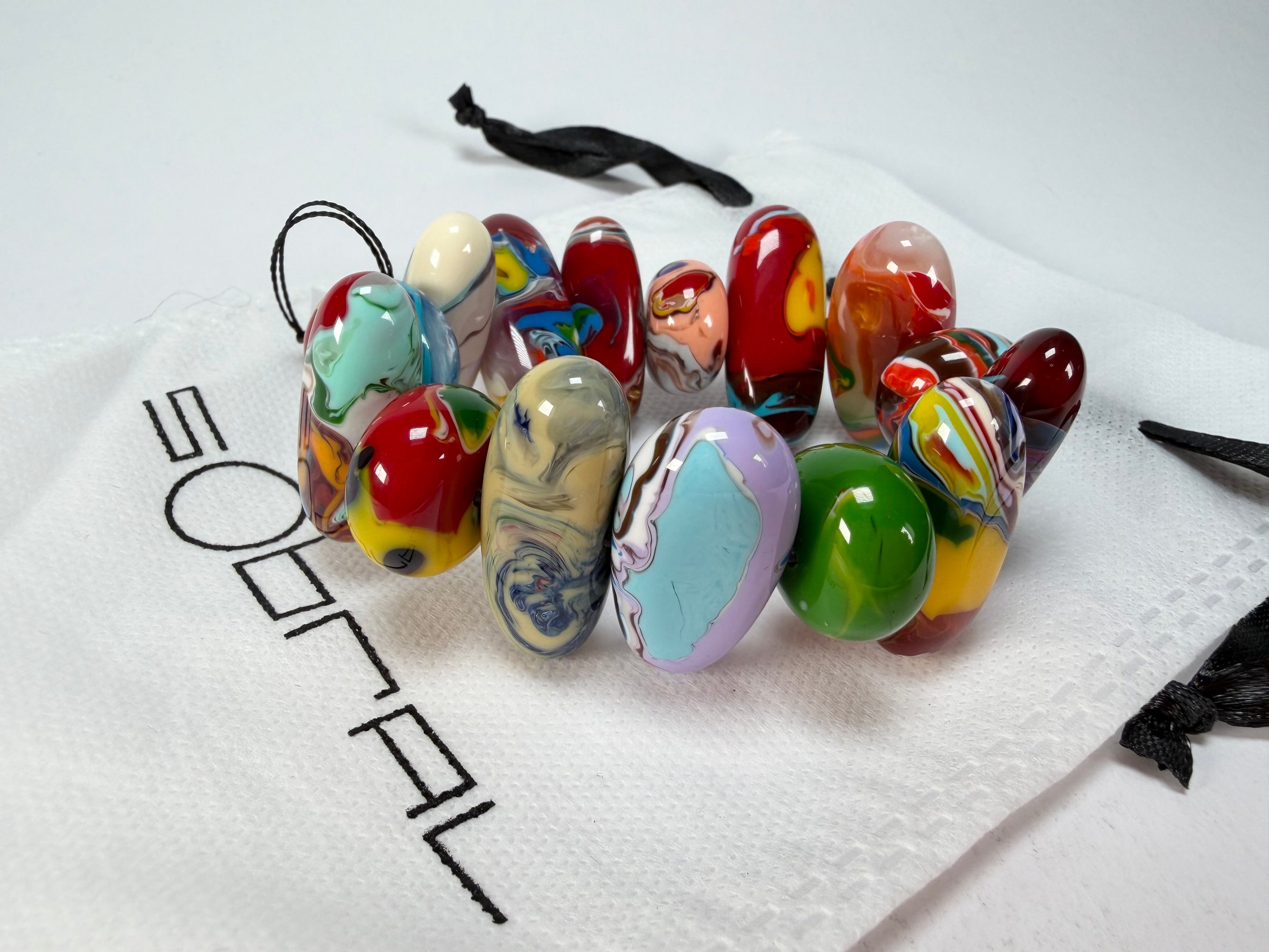 Sobral - Multi-Colour "Newanderthal" Pollock Elasticated Resin Bracelet ( 005263 )