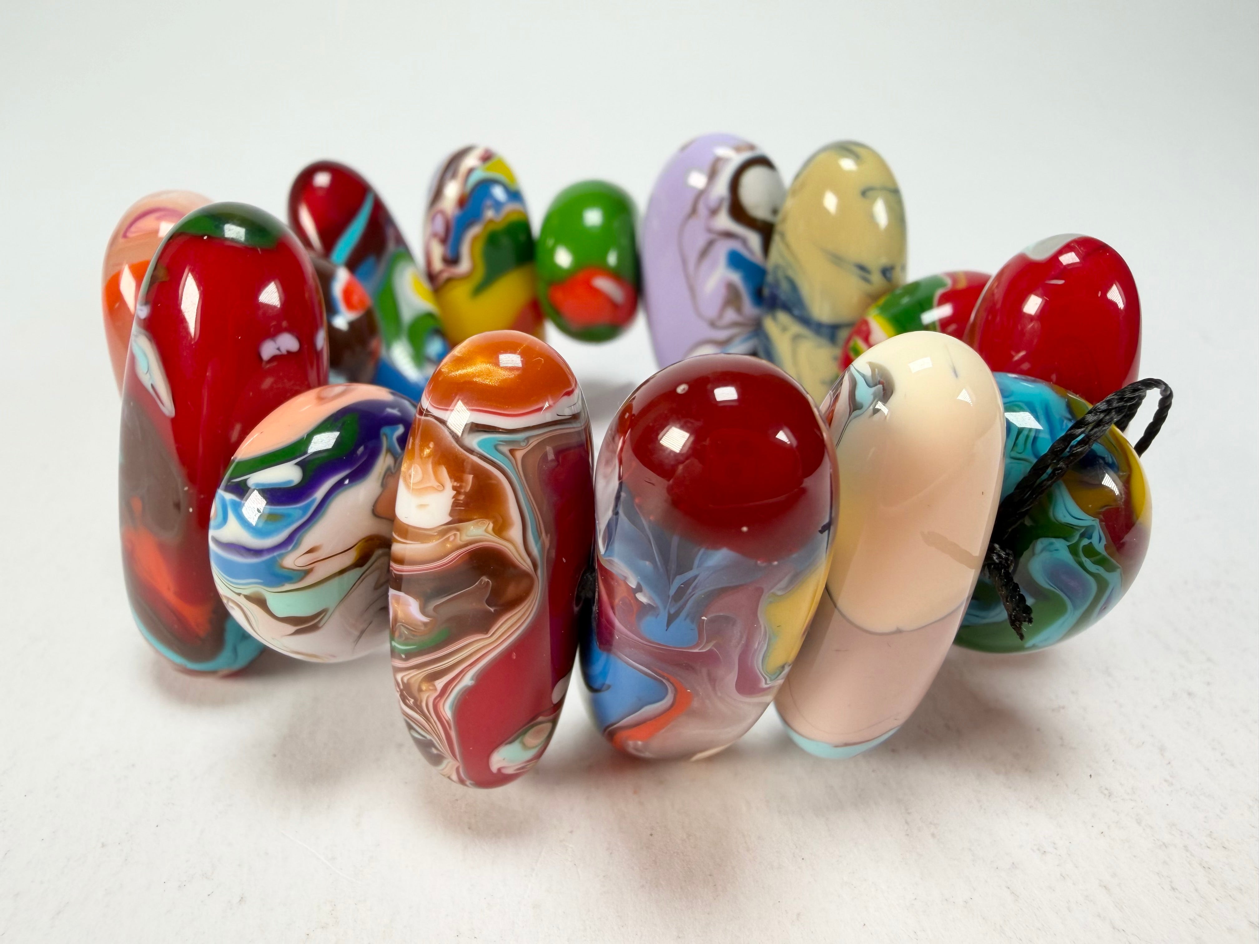 Sobral - Multi-Colour "Newanderthal" Pollock Elasticated Resin Bracelet ( 005263 )