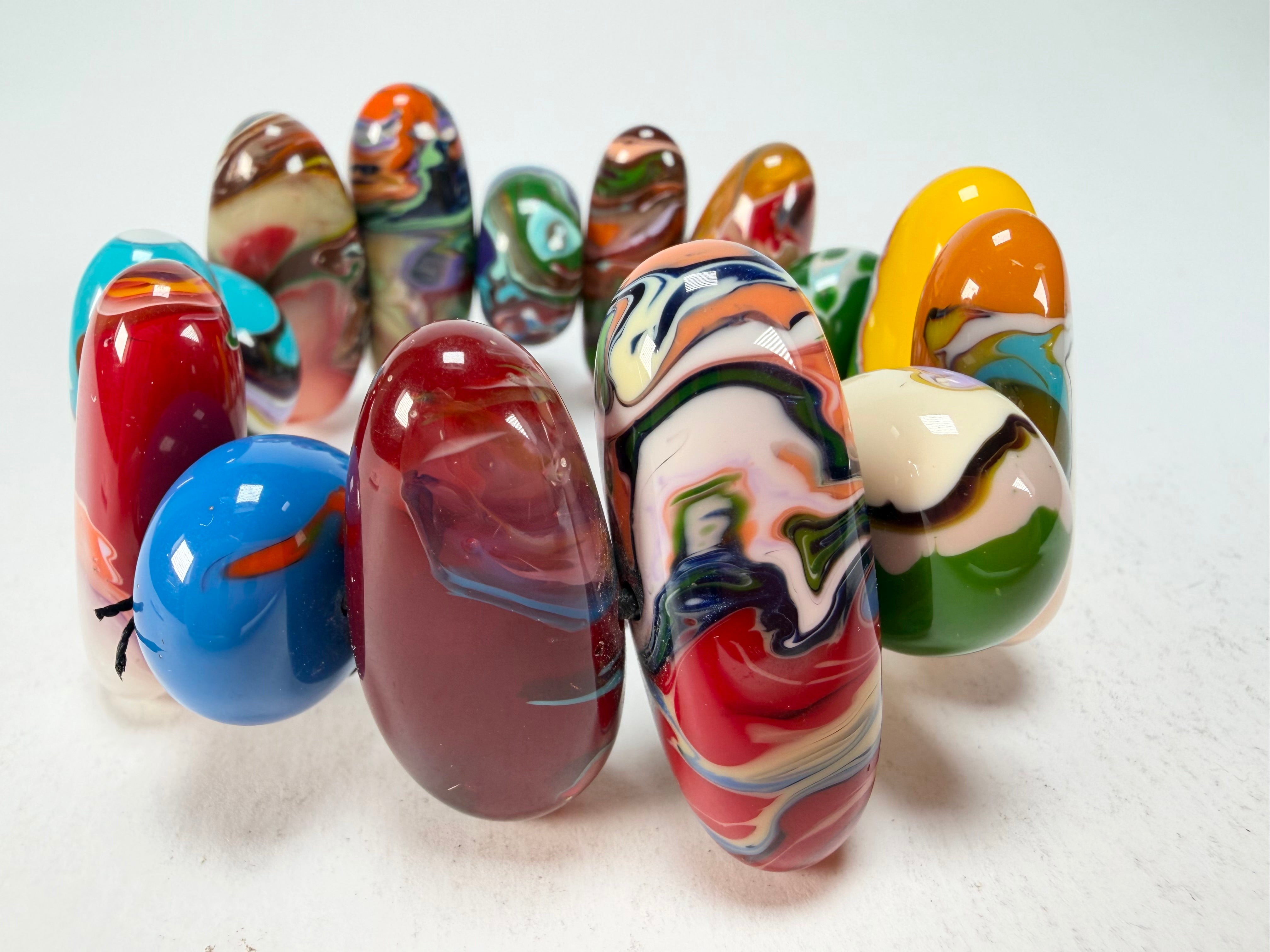 Sobral - Multi-Colour "Newanderthal" Pollock Elasticated Resin Bracelet ( 005263 )