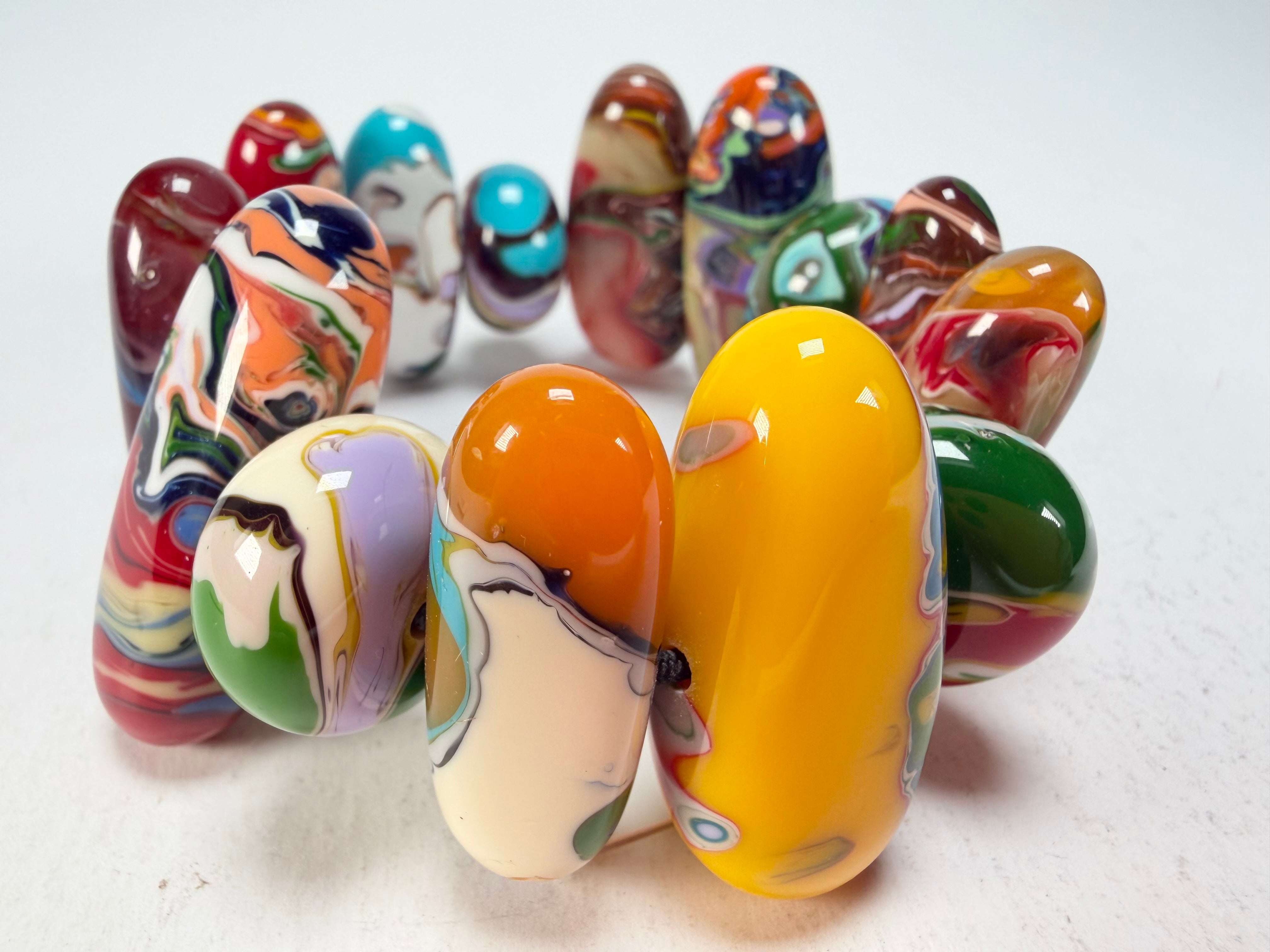 Sobral - Multi-Colour "Newanderthal" Pollock Elasticated Resin Bracelet ( 005263 )