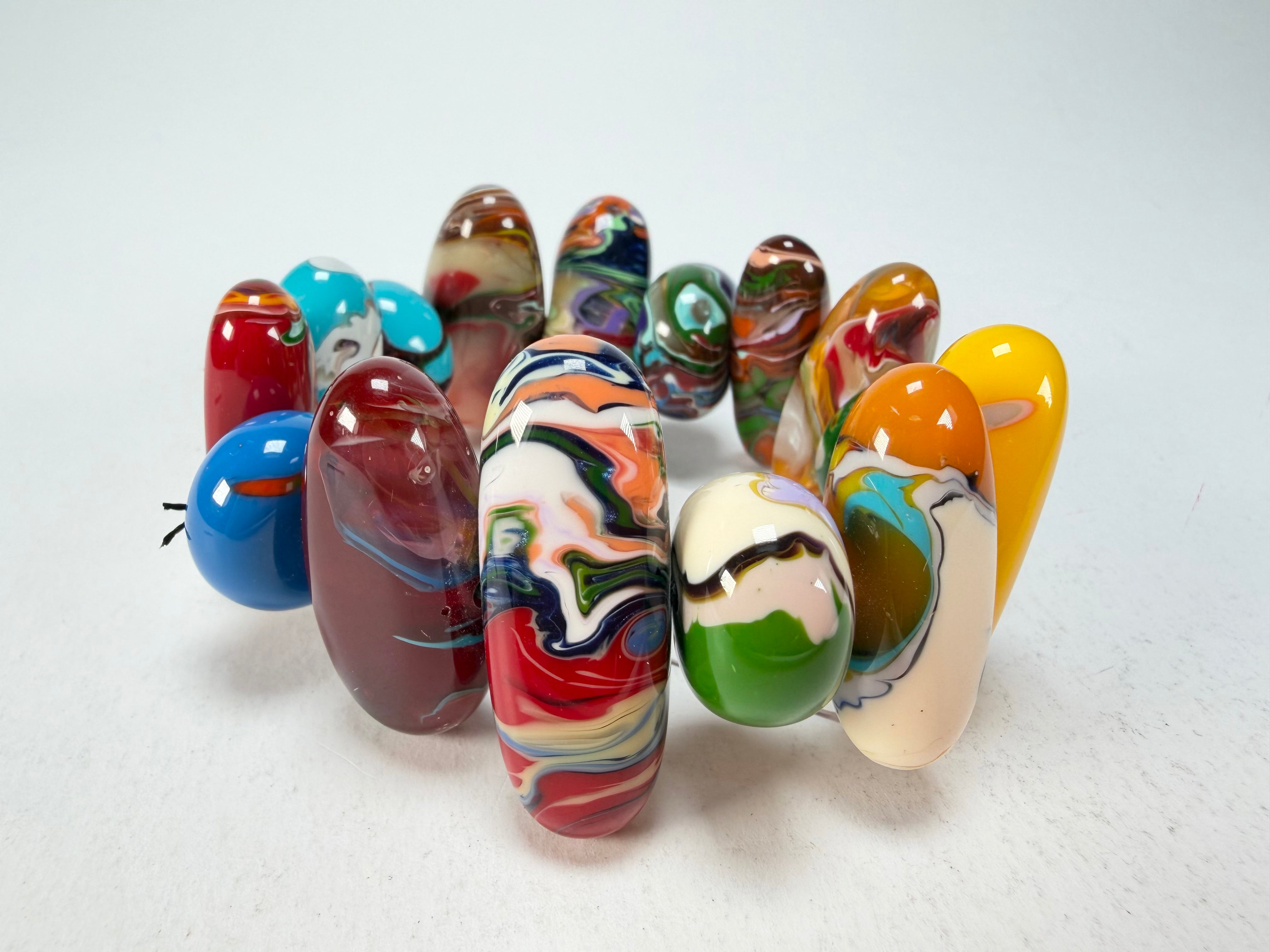 Sobral - Multi-Colour "Newanderthal" Pollock Elasticated Resin Bracelet ( 005263 )