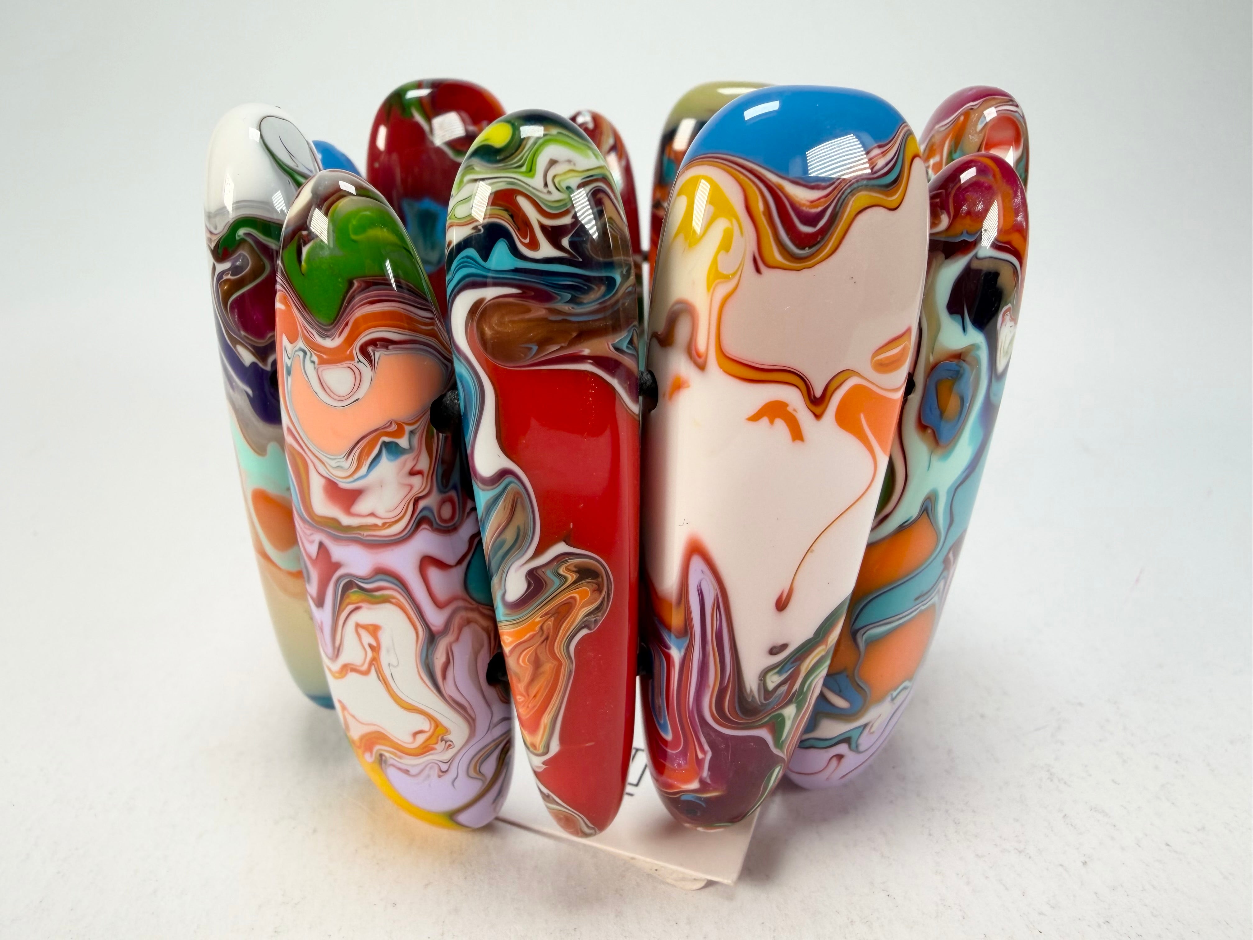 Sobral - Multi-Colour "Leaf" Pollock Elasticated Resin Bracelet ( 005520 )