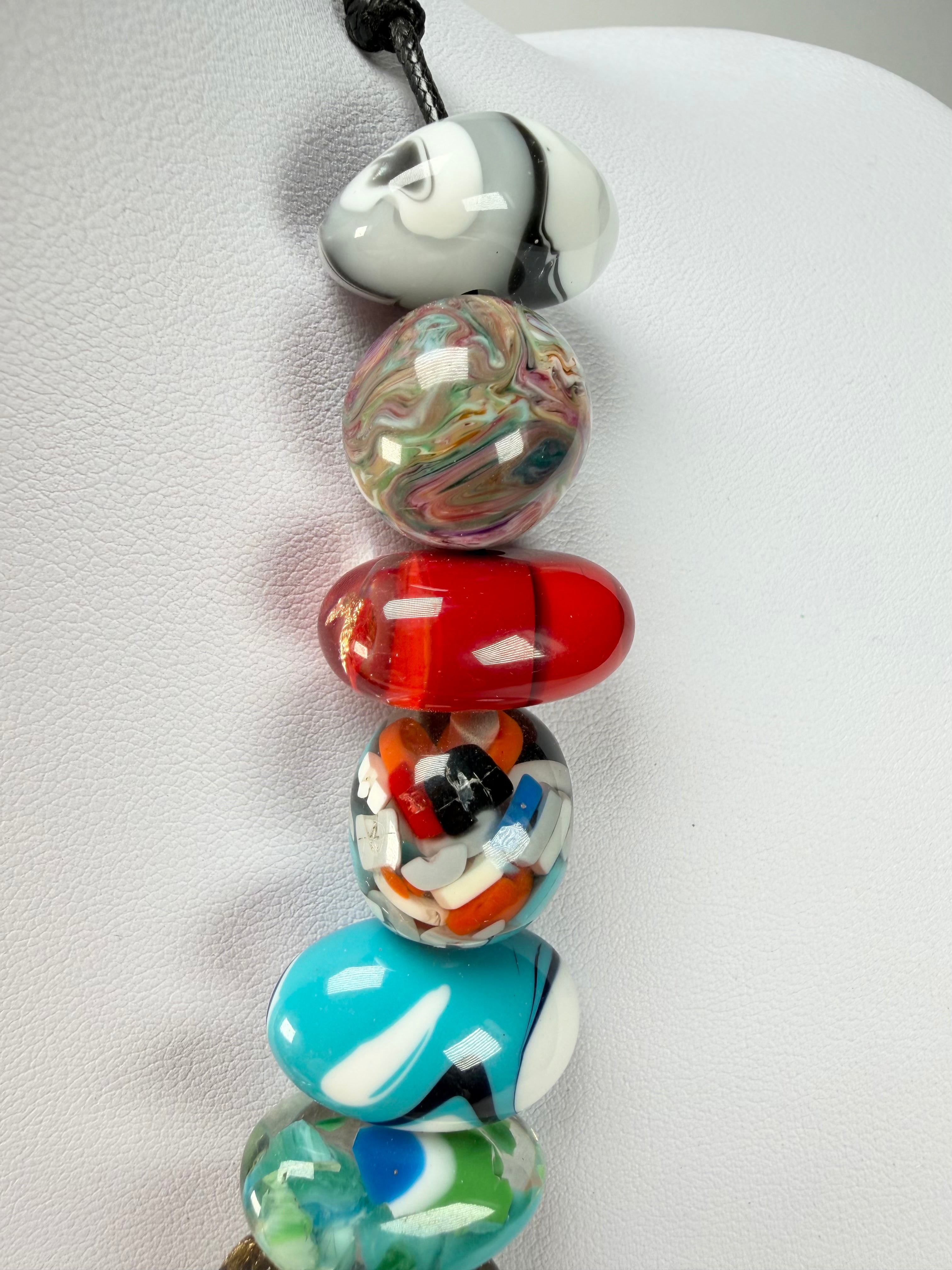 Sobral - Multi-Colour "Pebbles" Studio Creation Resin Necklace ( 000000 )