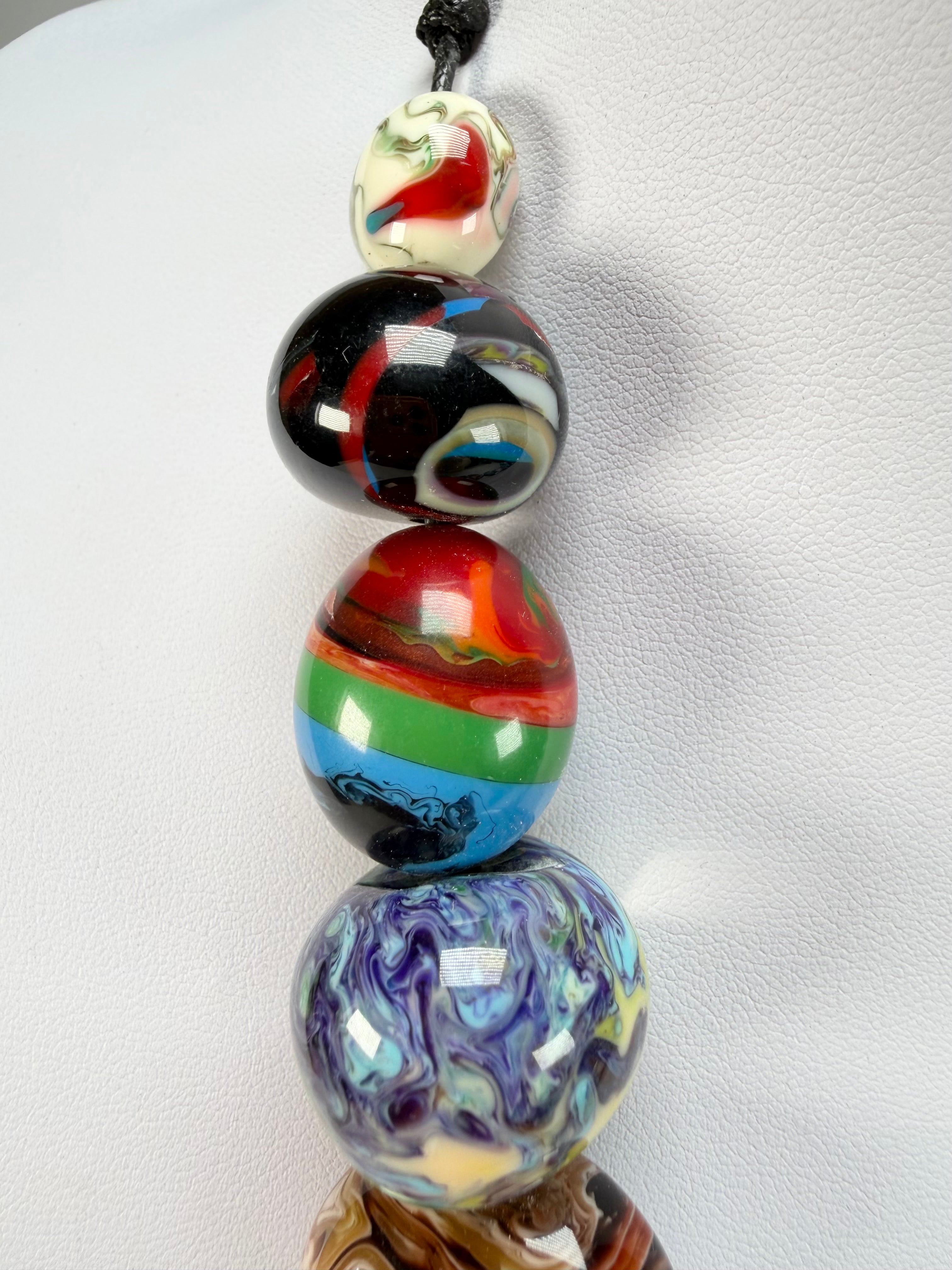 Sobral - Multi-Colour "Pebbles" Studio Creation Resin Necklace ( 000000 )