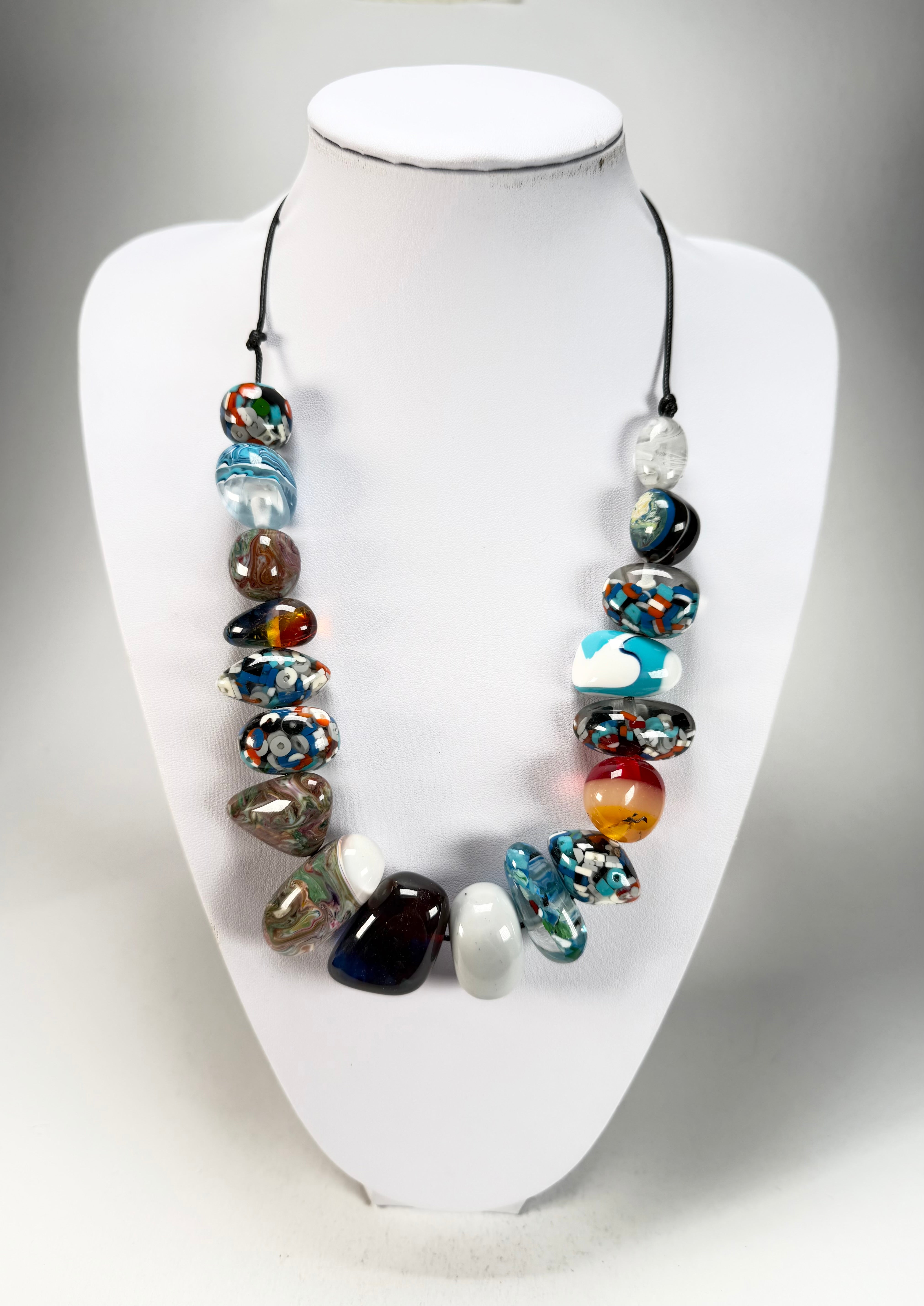 Sobral - Multi-Colour "Pebbles" Studio Creation Resin Necklace ( 000000 )