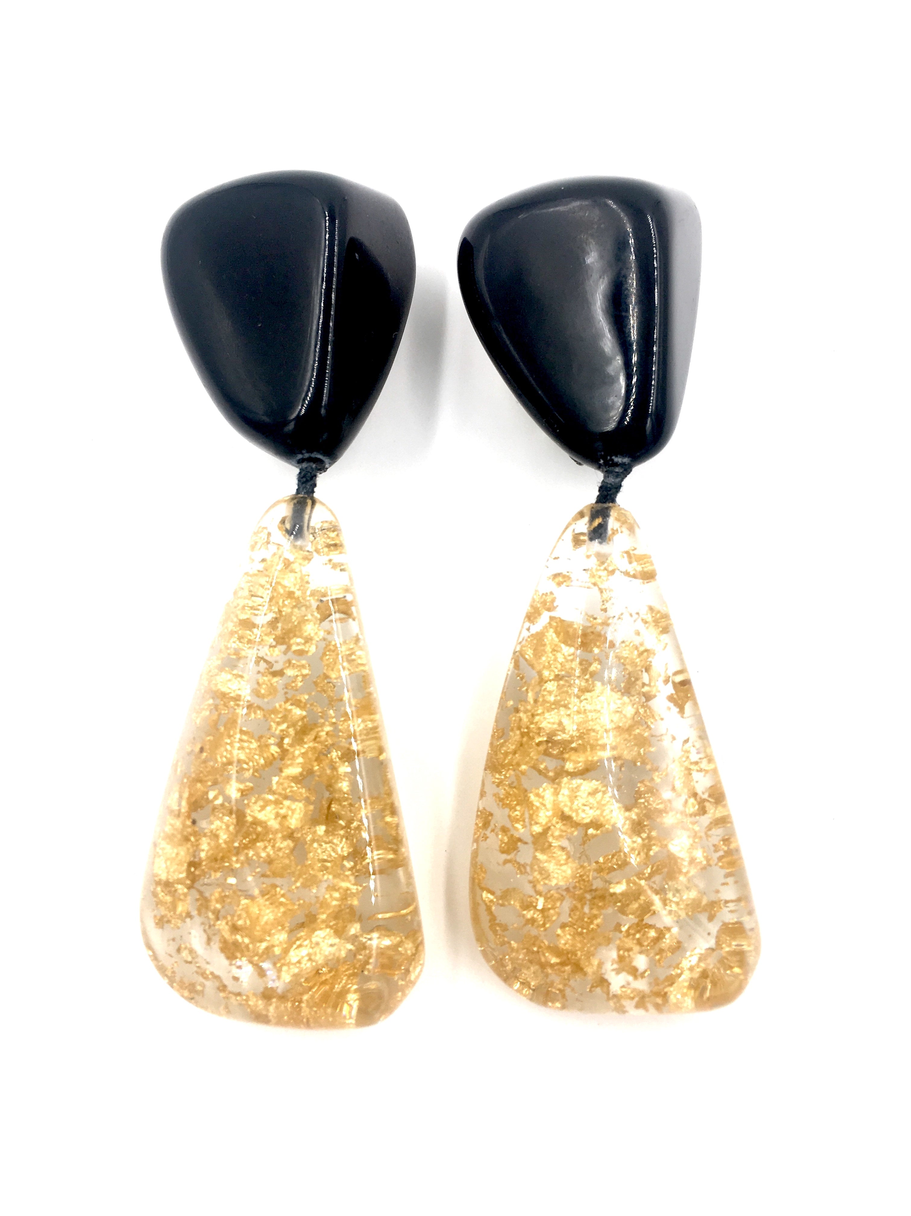 Sobral - Metalique "Cusco" Black & Gold Resin Clip On Earrings ( 001417 )