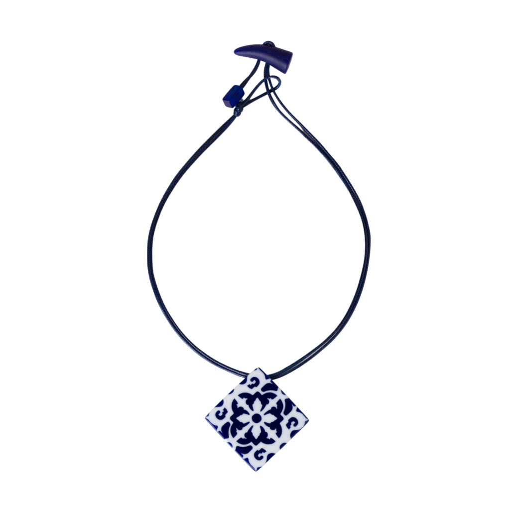 Sobral - Lisboa "Alfama" Resin Necklace ( 005476 )