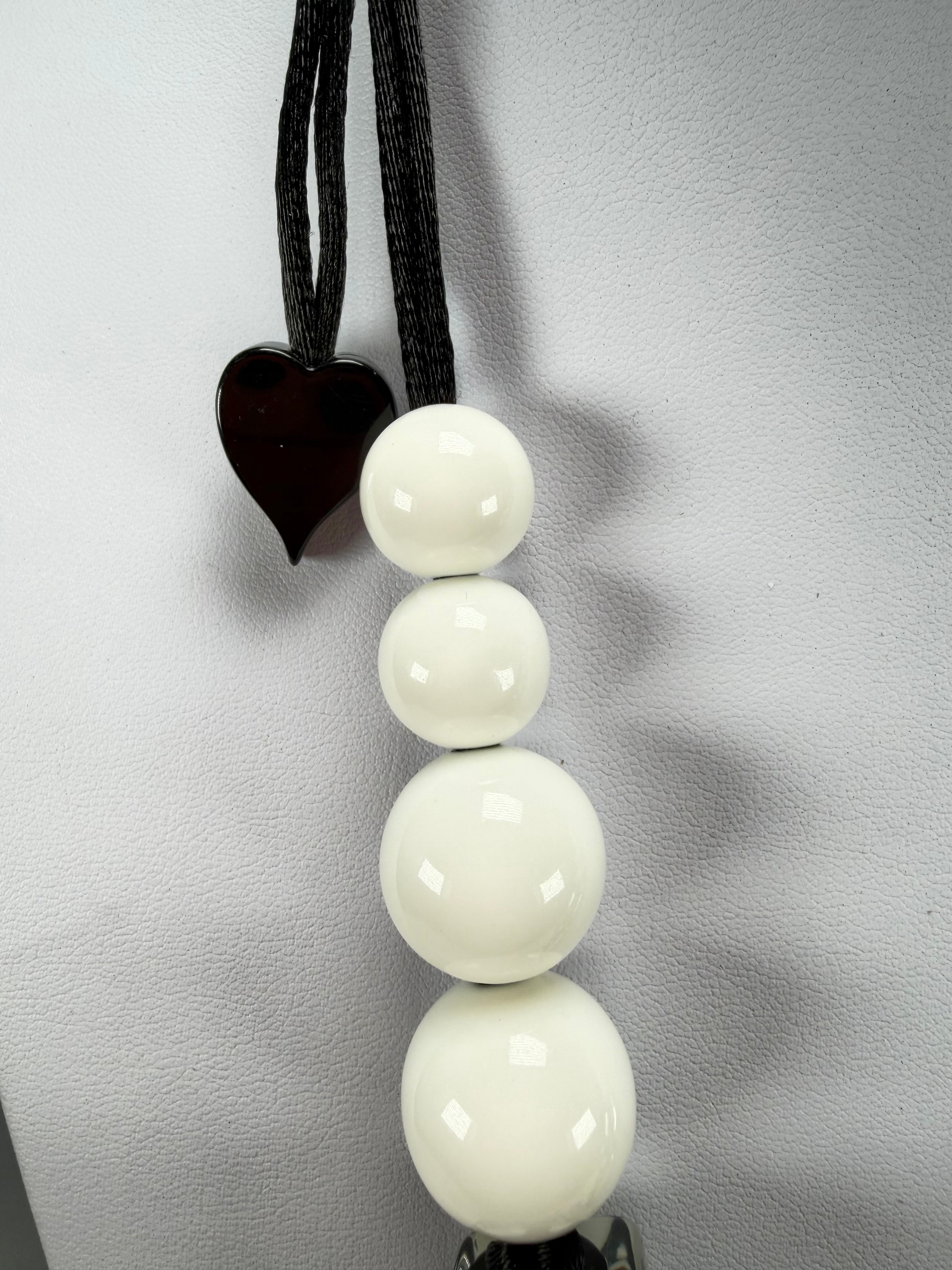 Zsiska - Itsy Bitsy Black & White Resin Necklace ( 9410101BLWHQ15 )