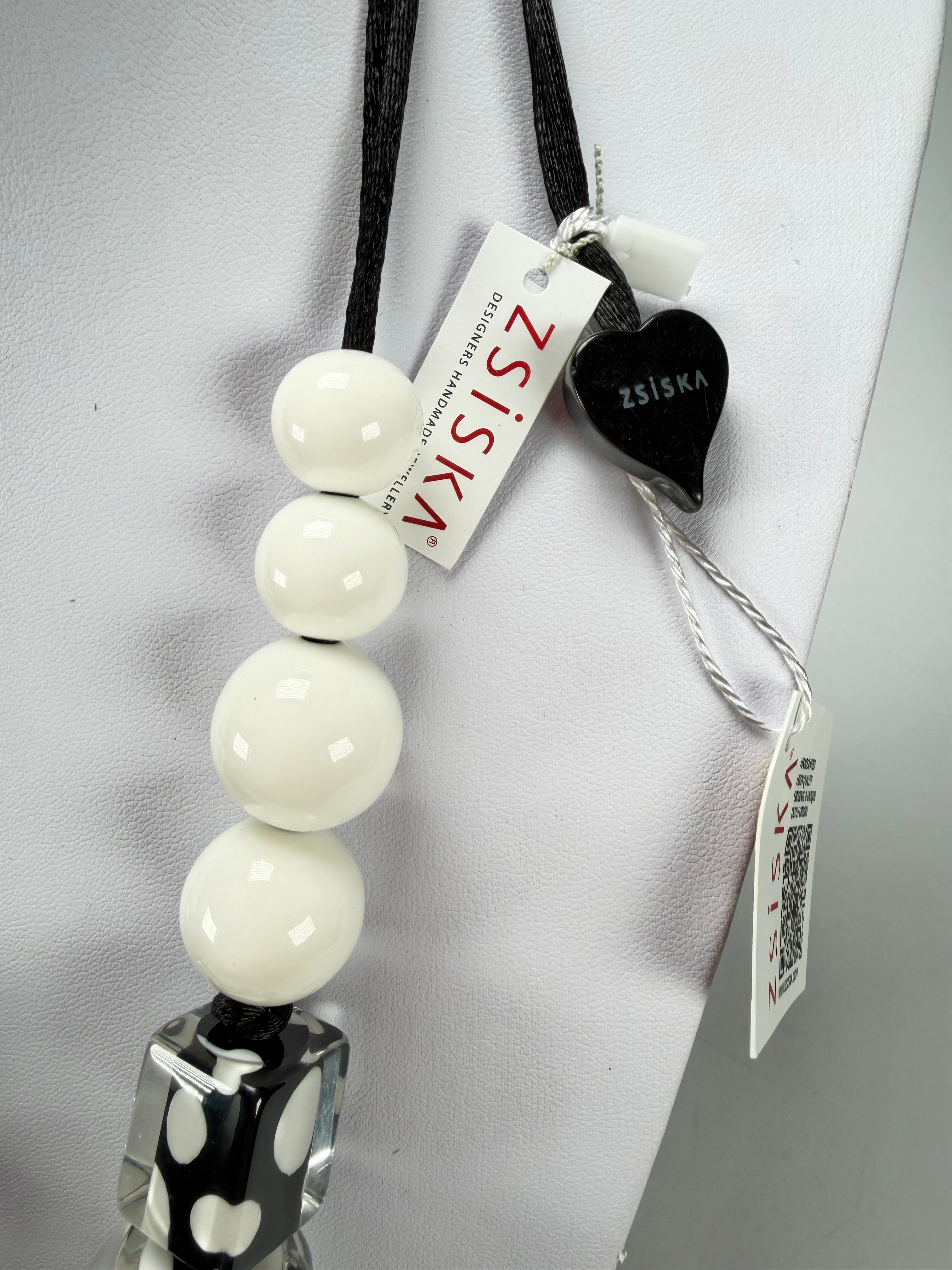 Zsiska - Itsy Bitsy Black & White Resin Necklace ( 9410101BLWHQ15 )