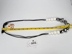 Zsiska - Itsy Bitsy Black & White Resin Necklace ( 9410101BLWHQ15 )