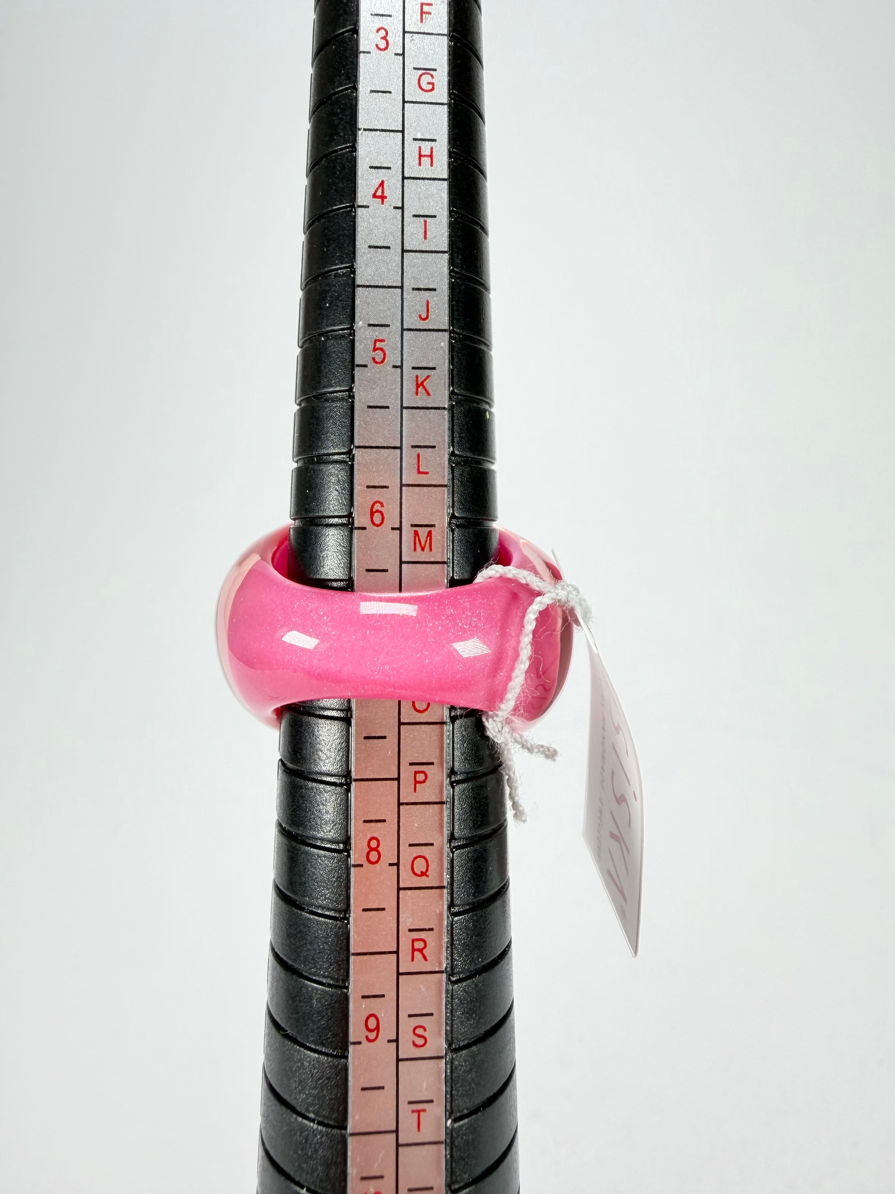 Zsiska - Colourful Statement Hot Pink Resin Ring ( 40106029017Q0M ) - Size UK N / US 7