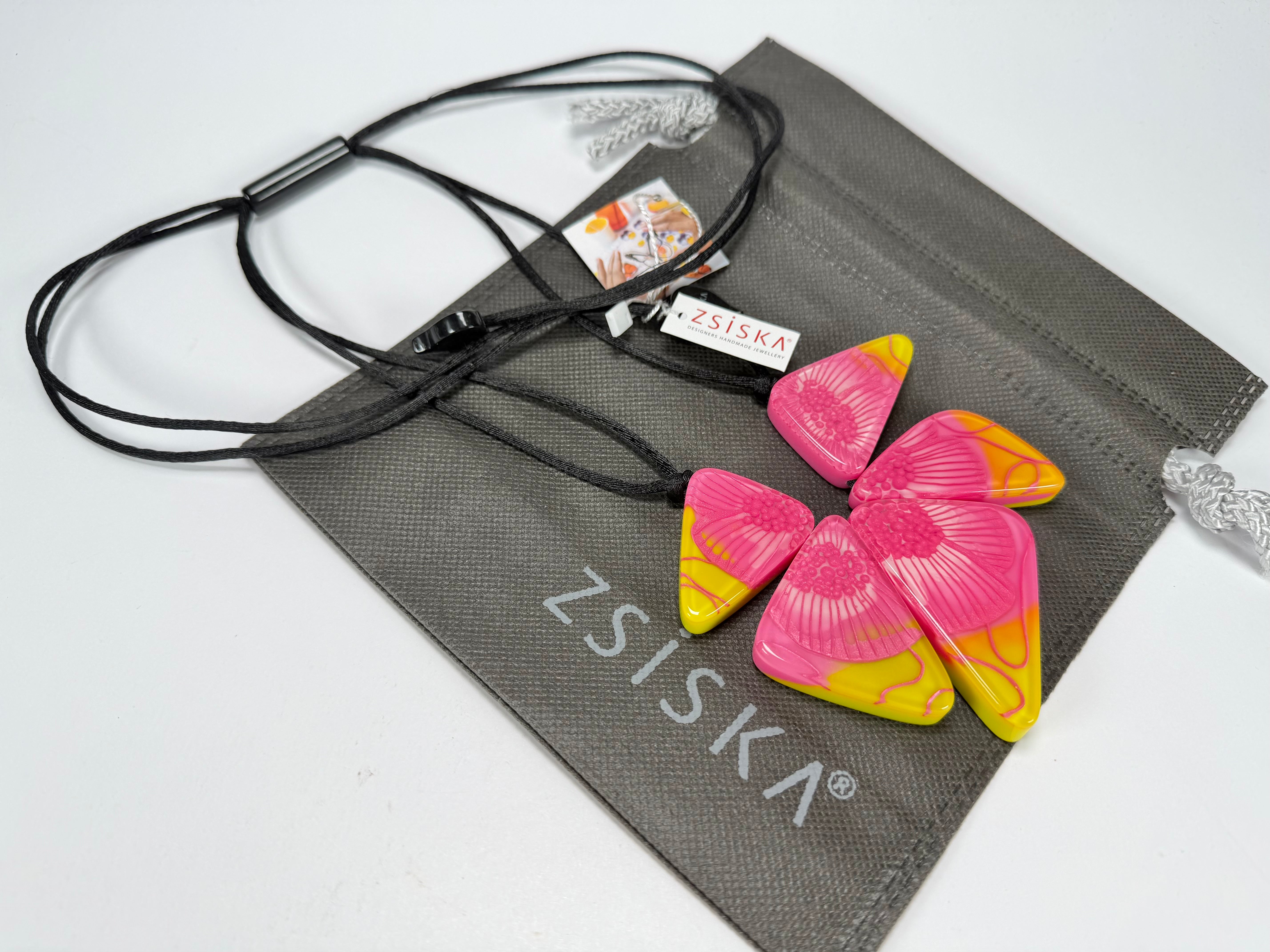 Zsiska - Prim Flora Pink & Yellow 5 Bead Resin Necklace ( 3200102FPINQ05 )