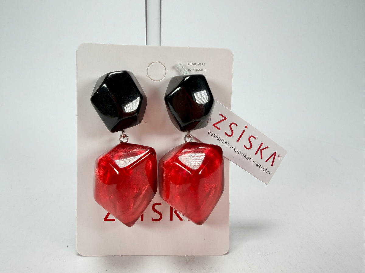 Zsiska - Empress Redd & Black Pendant Resin Earrings ( 8410504REDDQ00 )