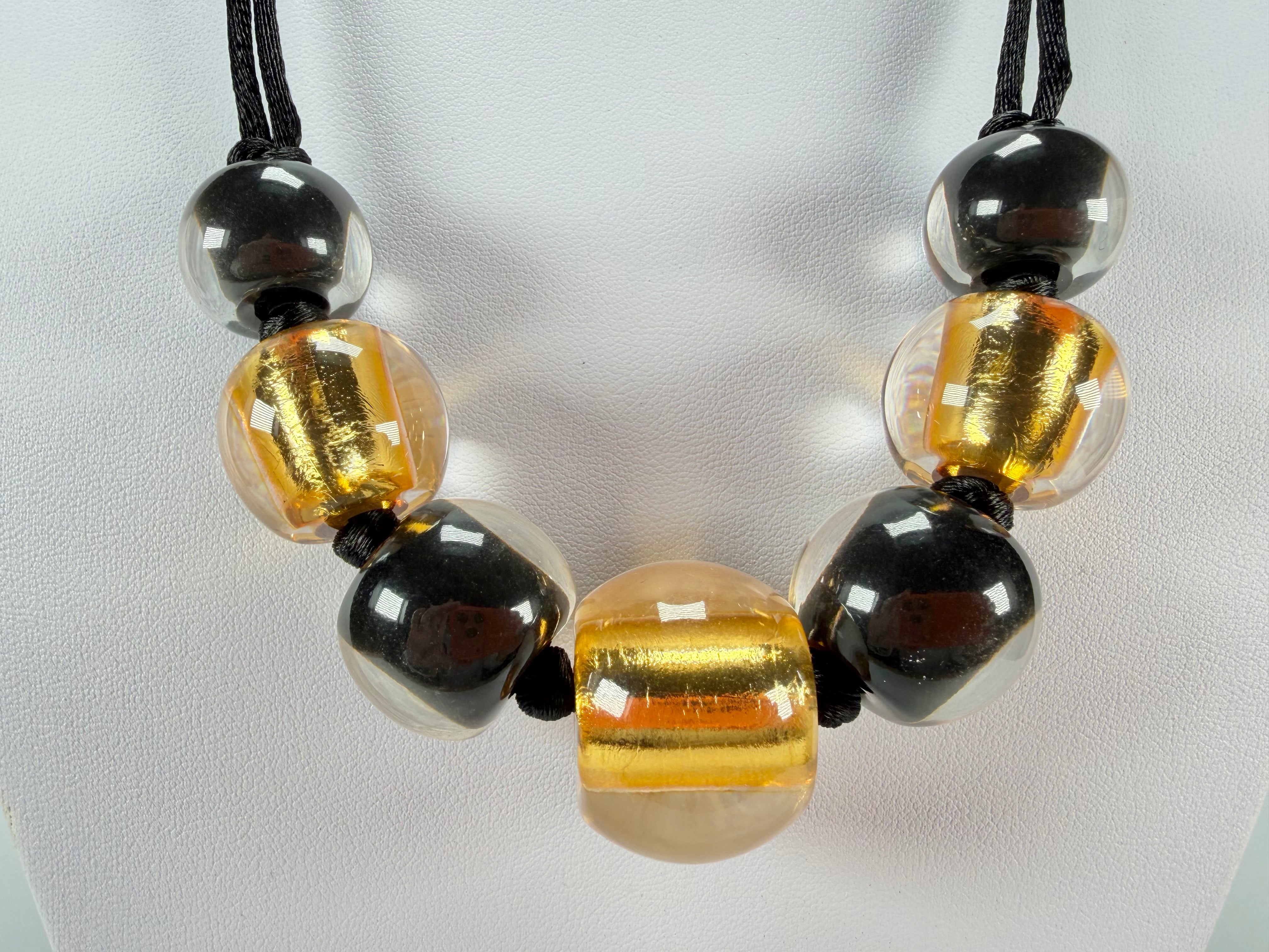Zsiska - Radiance 7 Bead Black & Gold Resin Necklace ( 8000101GF01Q07 )