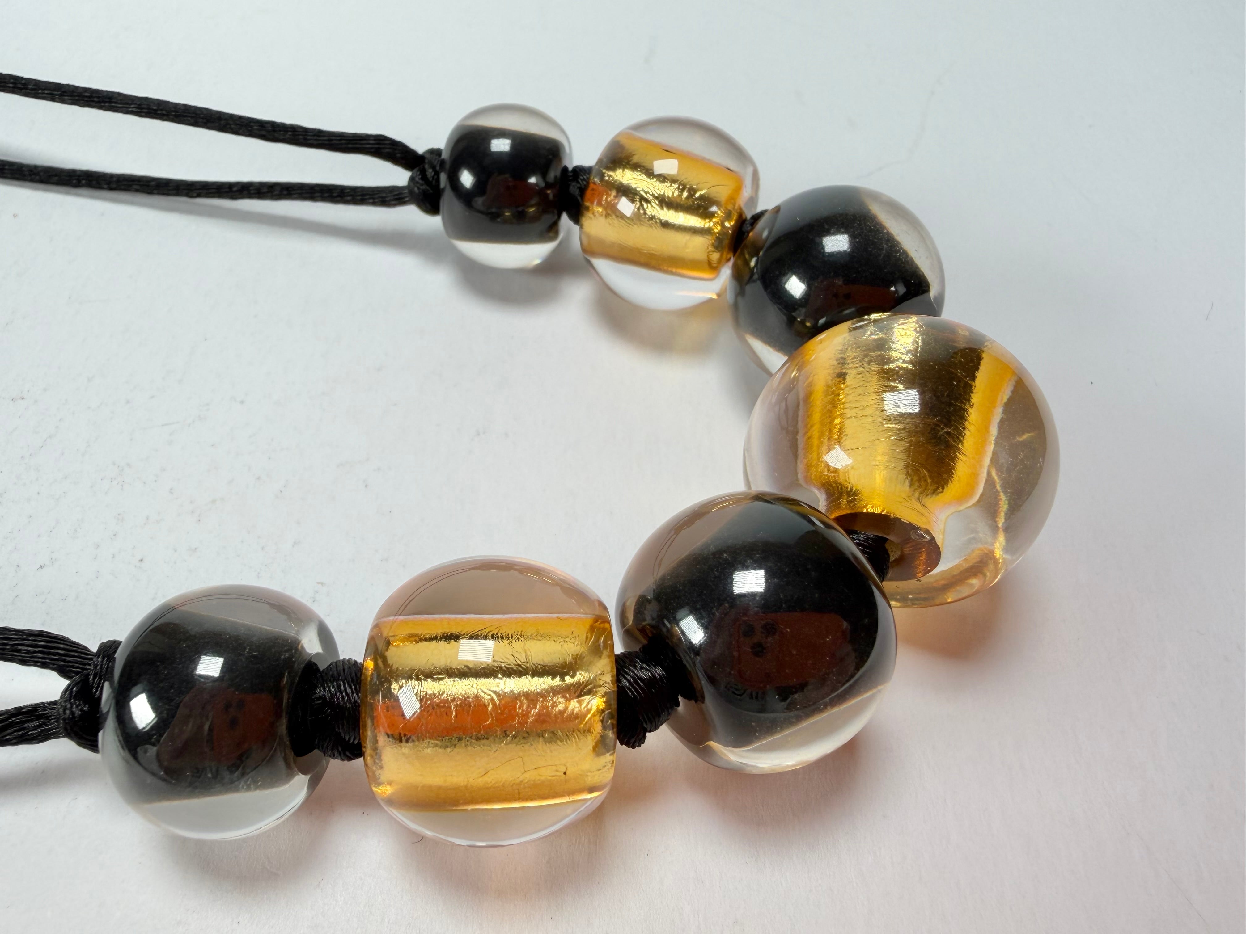 Zsiska - Radiance 7 Bead Black & Gold Resin Necklace ( 8000101GF01Q07 )