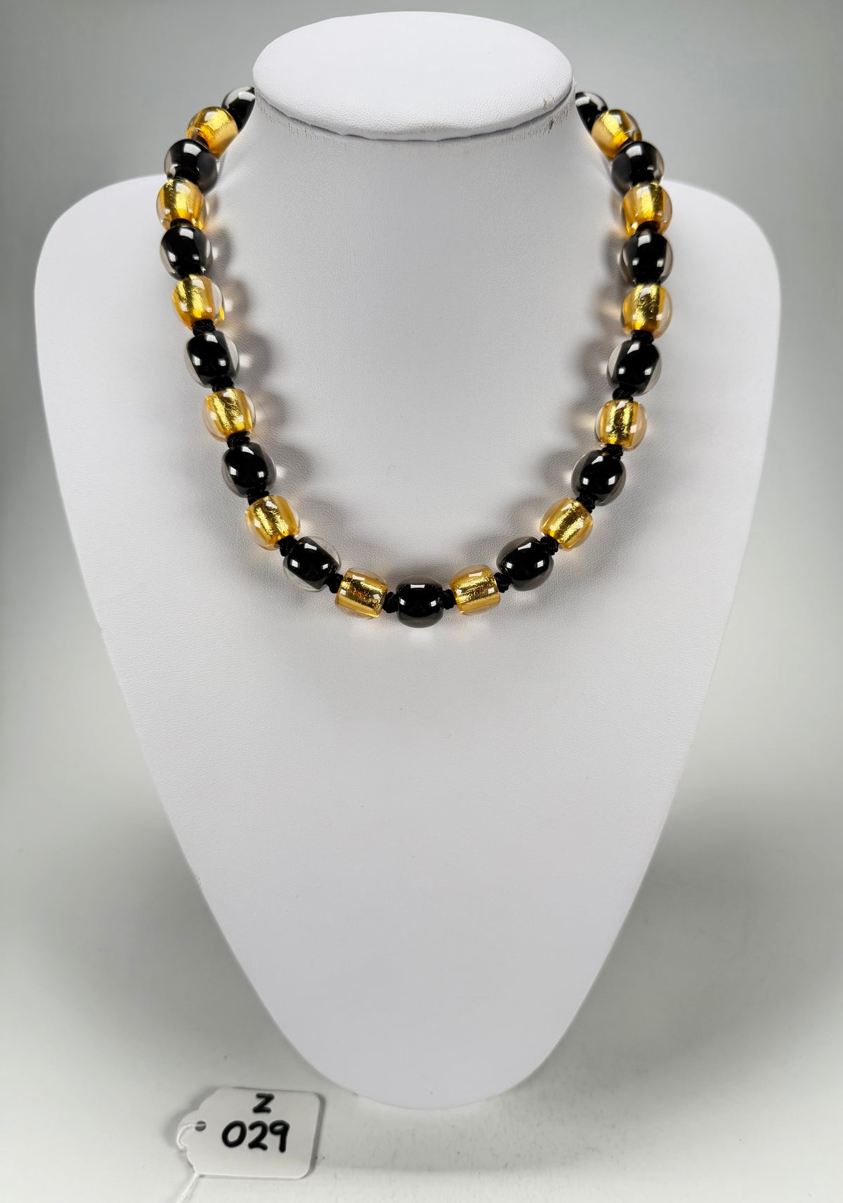 Zsiska - Radiance 29 Bead Black & Gold Resin Necklace ( 8000150GF01Q29 )