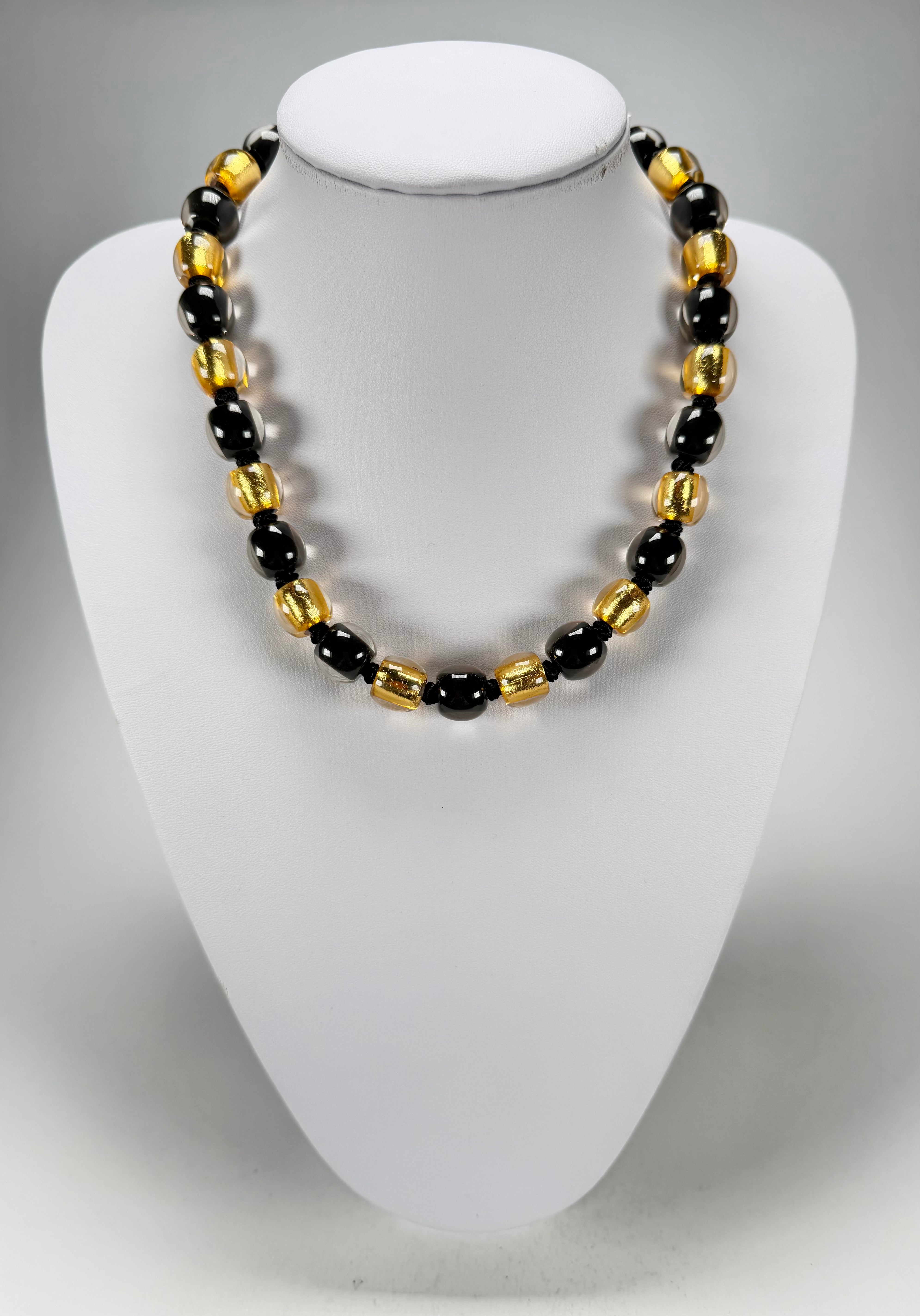 Zsiska - Radiance 29 Bead Black & Gold Resin Necklace ( 8000150GF01Q29 )